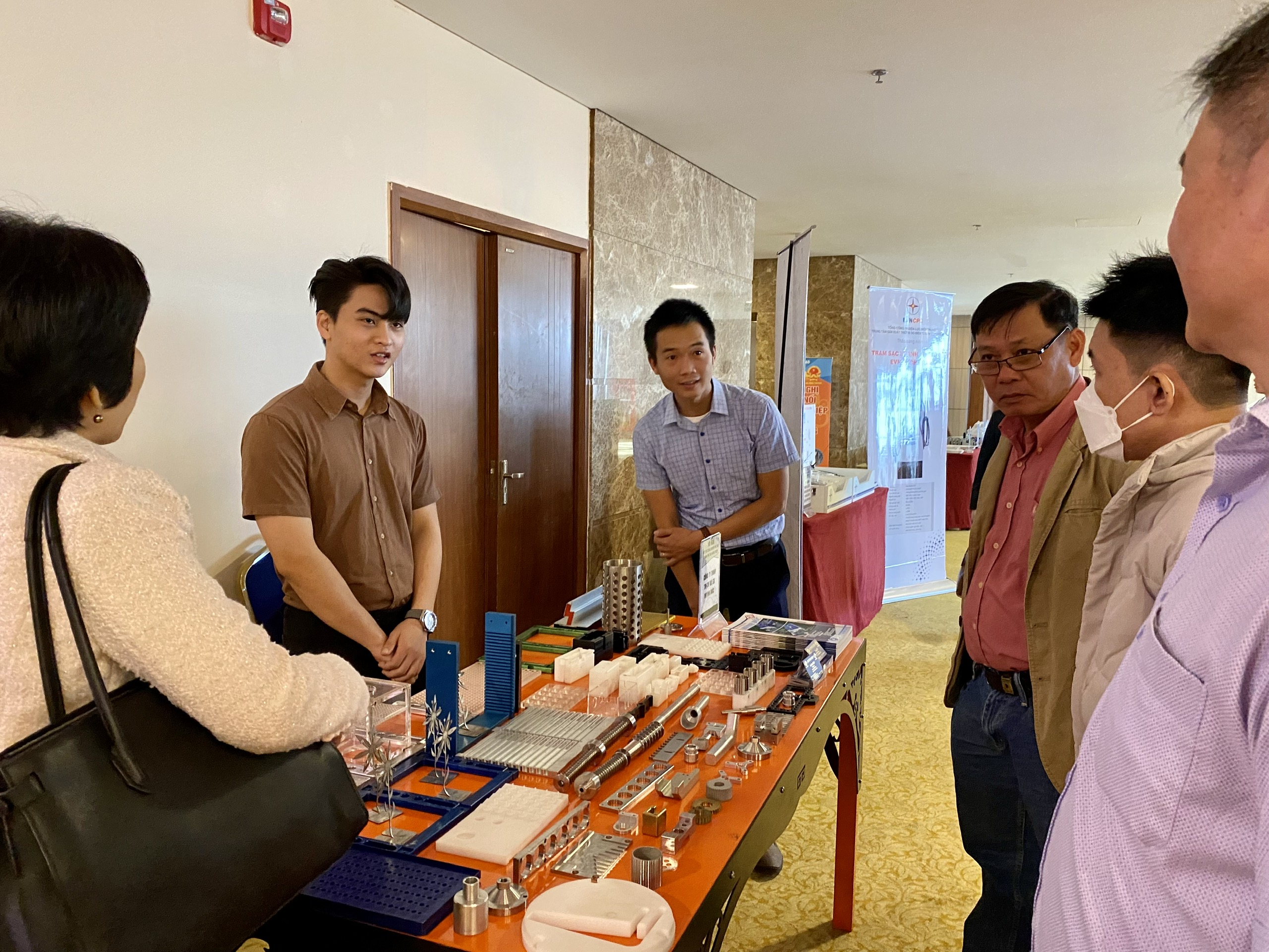 87e78eb214a3d2fd8bb2.jpg?t=1762423302