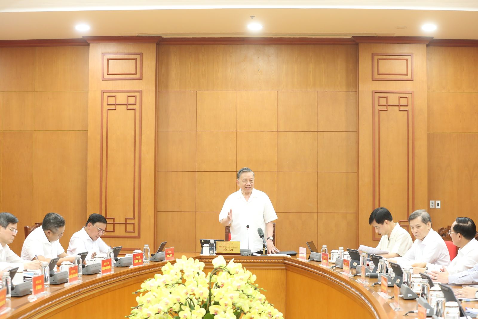https://dangcongsan.vn/upload/2006988/fck/hoanth/IMG_4940.JPG?t=1779785374
