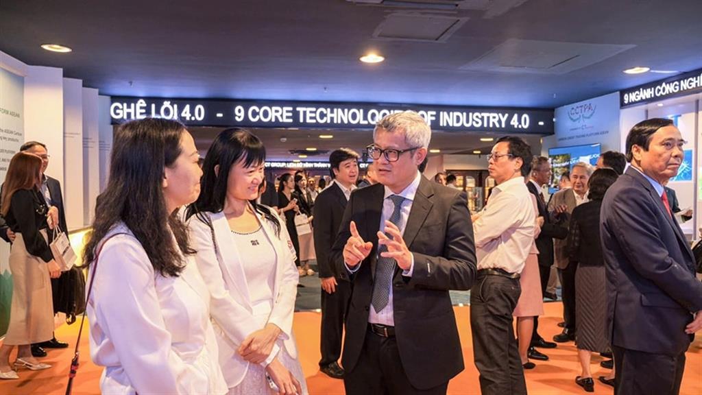 Hop tac 3 nha H1 1024 21052025104556