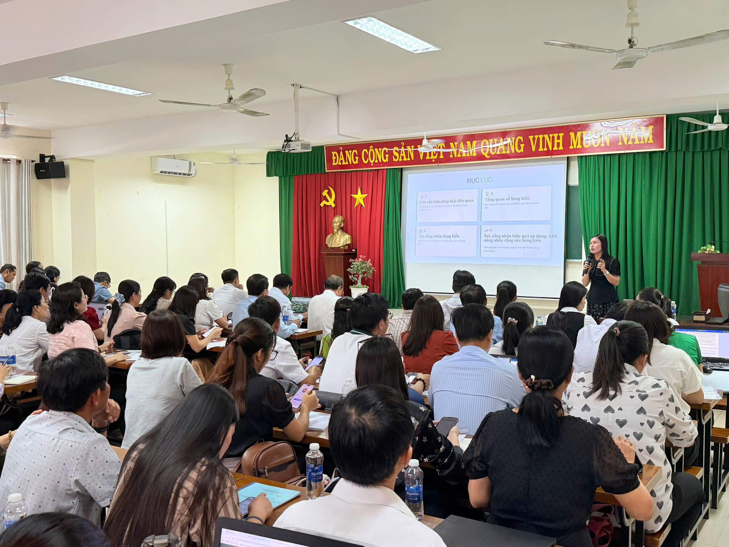 z7040270190941 187c60f482a59dbdb48bd5d2b078cee4