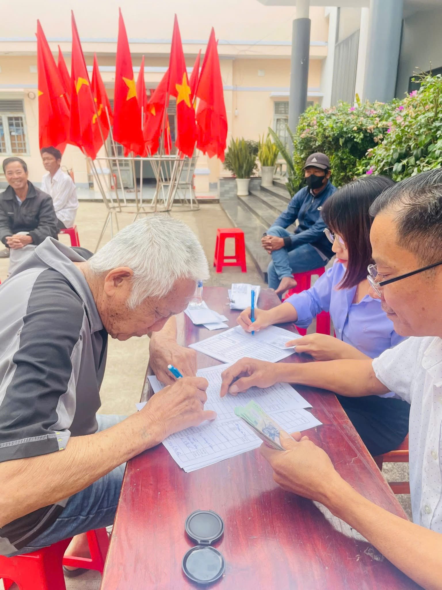 622795504 122108221365210804 2704157343575020347 n