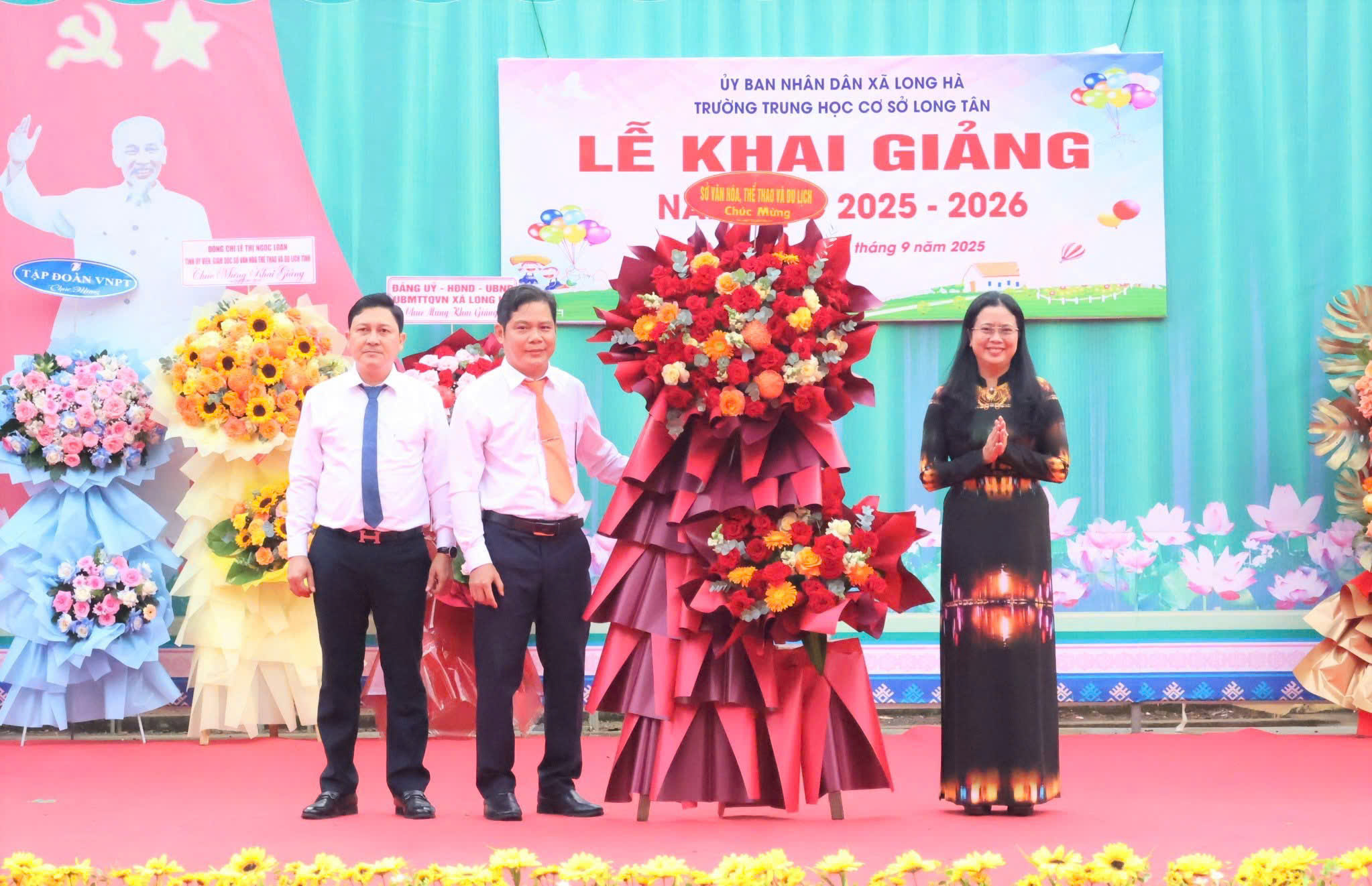 hoa sở chúc mừng