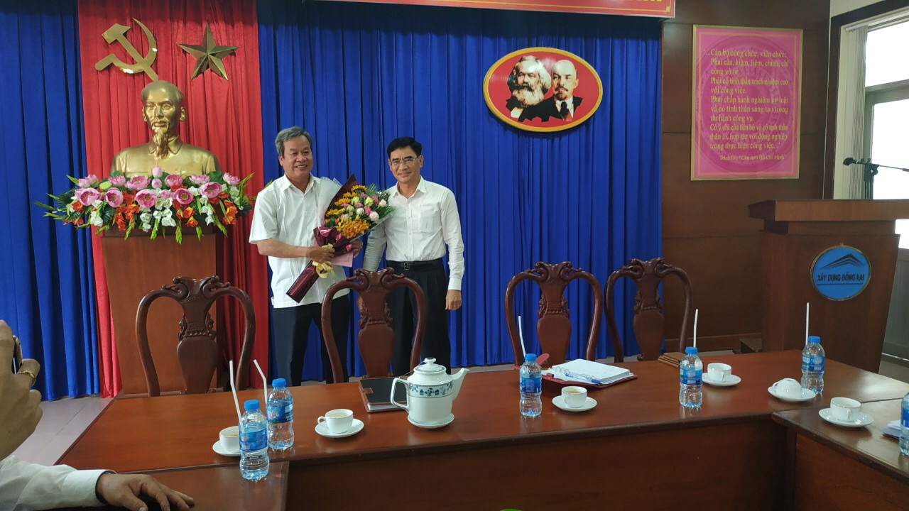 hoa chuc mung.png?t=1758876328