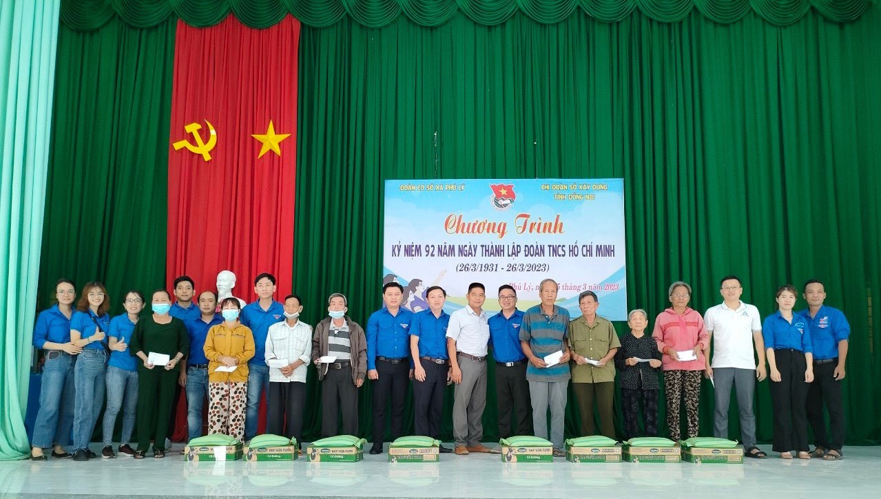 tang qua phu ly2.jpg?t=1755656240