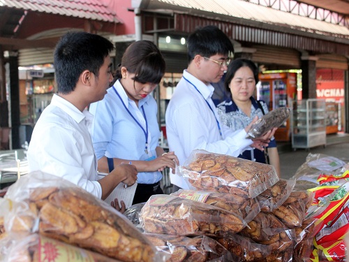 kiem tra banh keo.jpg?t=1757037856