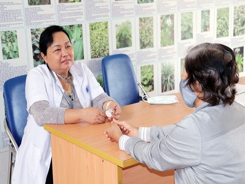 Bs Thuy Vinh Cuu.jpg?t=1758876325