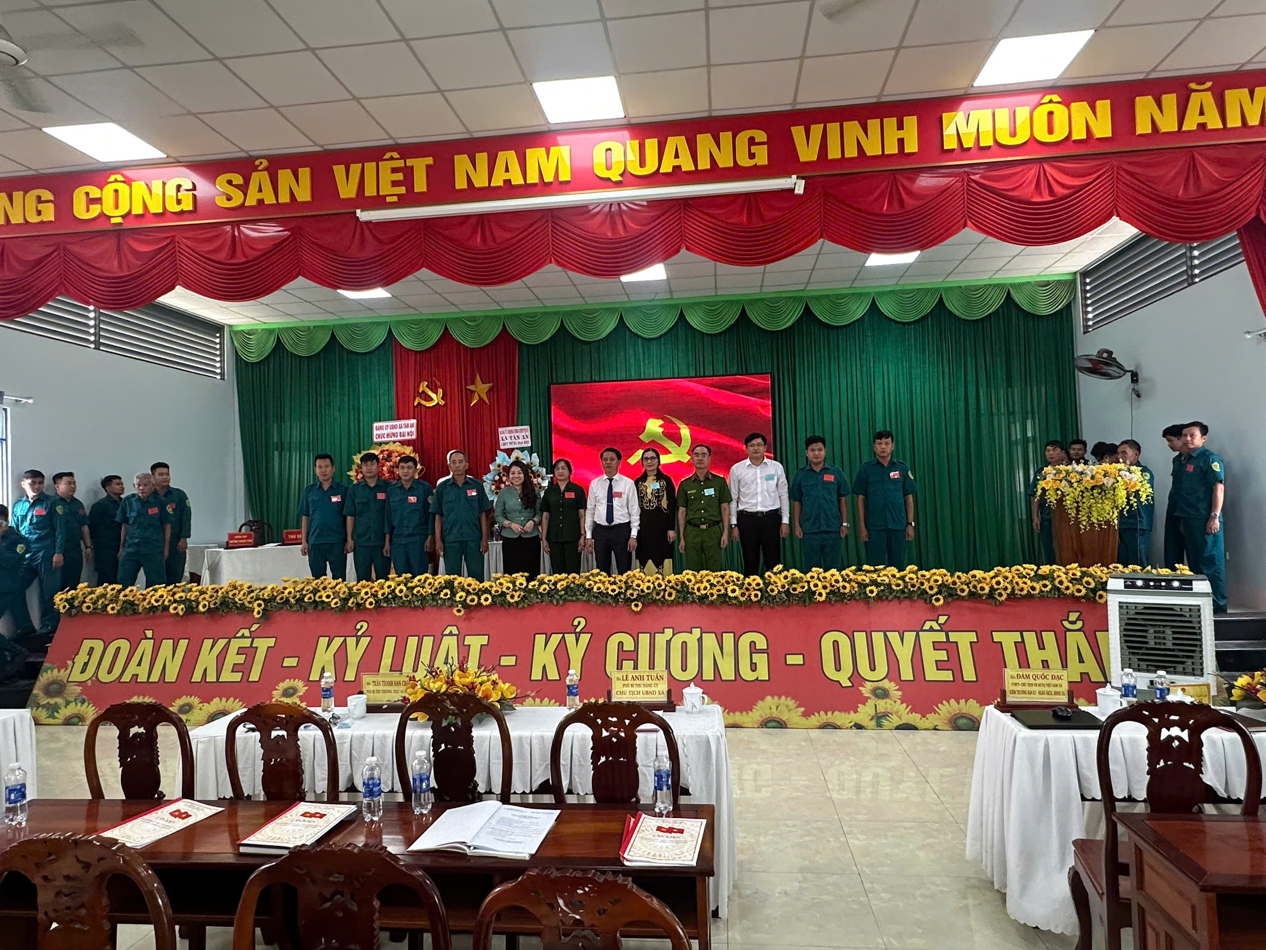 ĐẠI HỘI CHI BỘ QUÂN SỰ XÃ TÂN AN