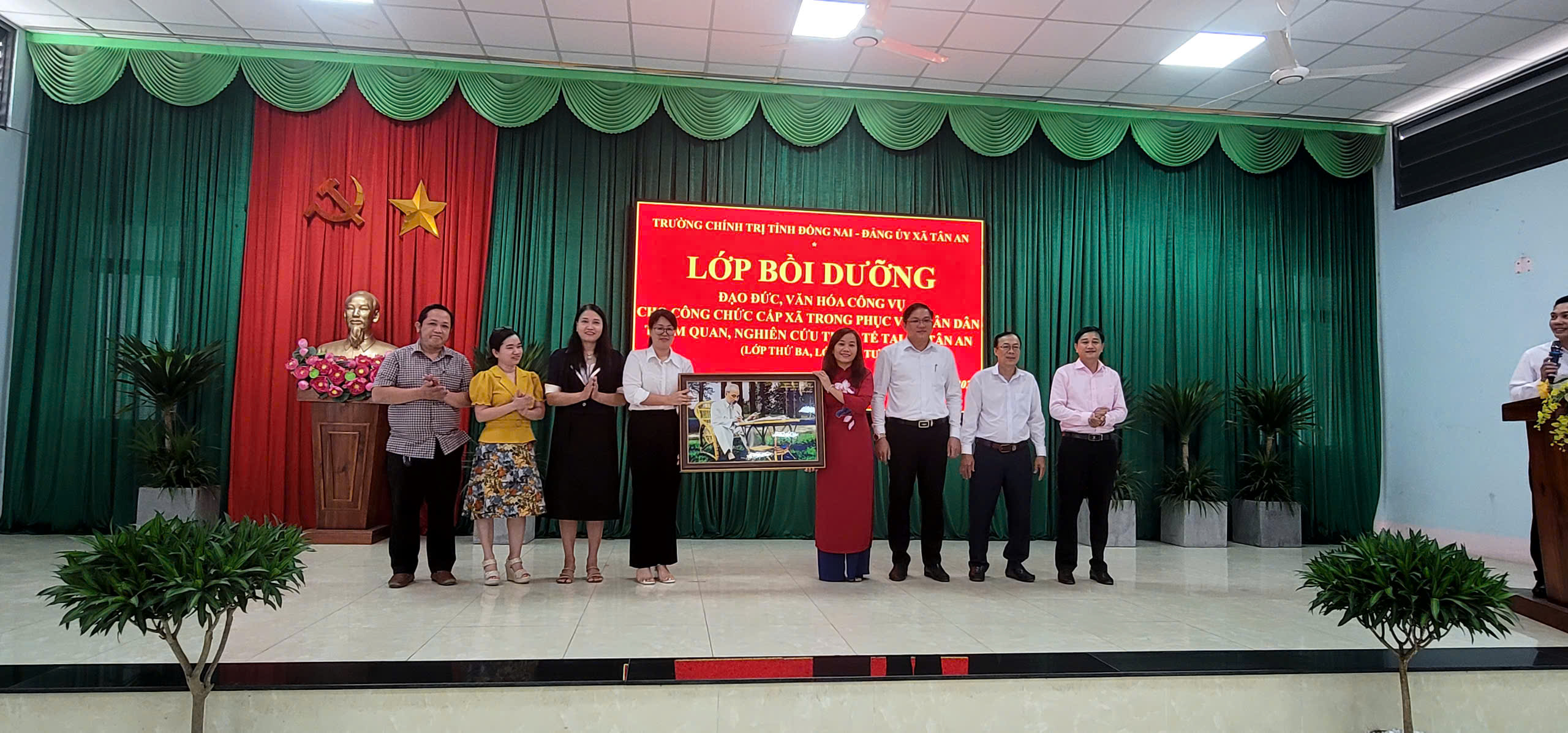 Xã Tân An tiếp đoàn tham quan, nghiên cứu thực tế của Trường Chính trị tỉnh Đồng Nai.