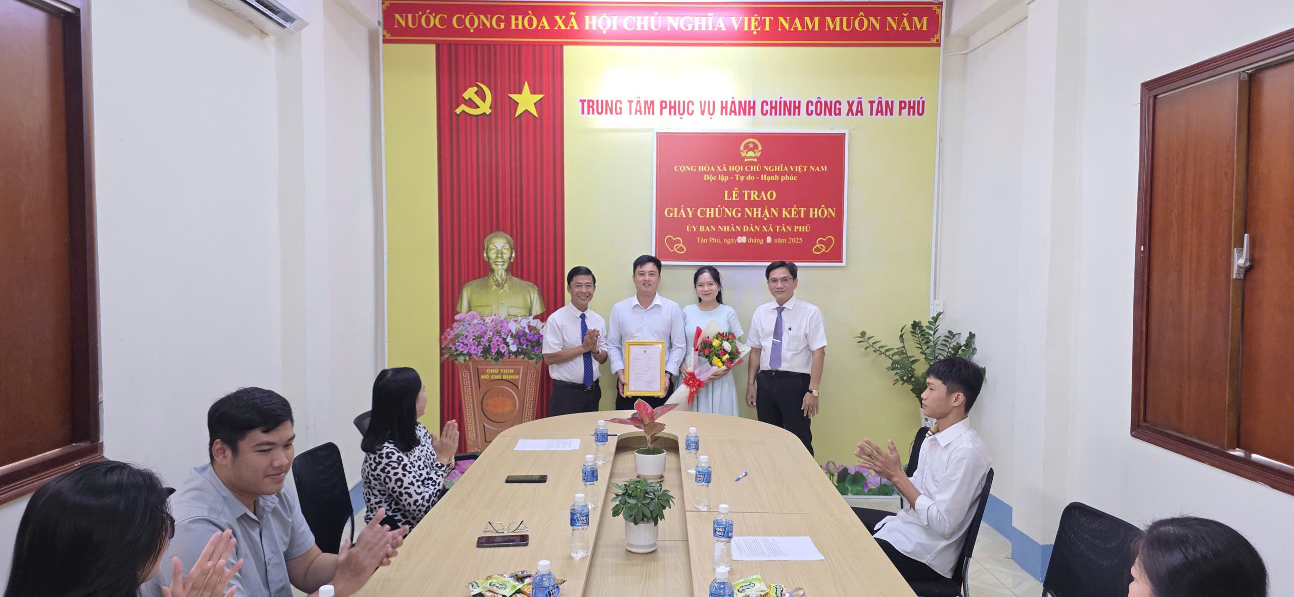 z7101627320002 f0cbe4927a70986d5a2afb768a29a53e