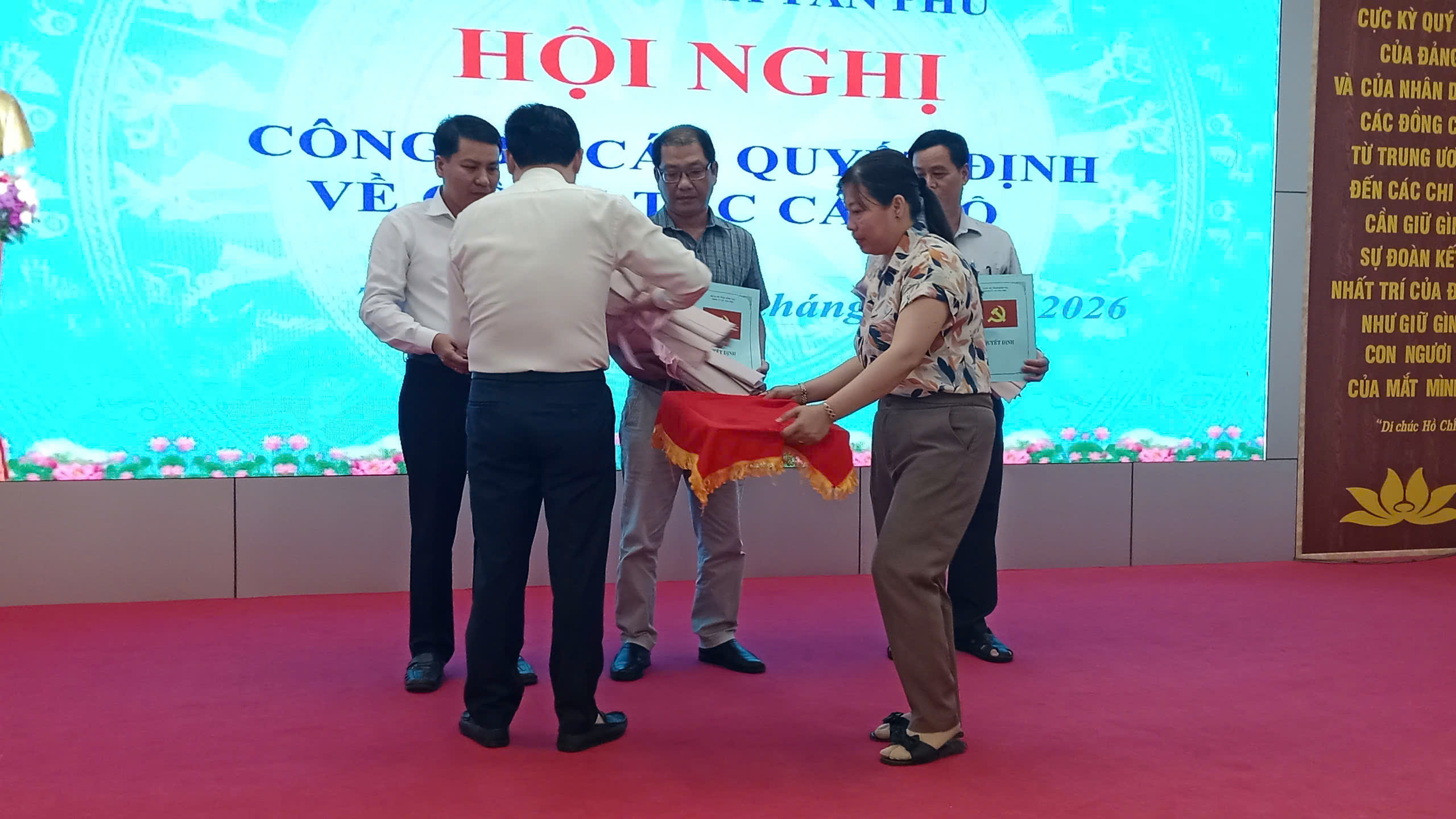 z7527773789778 adc7381be7a27c37d7f0a2a94111867c