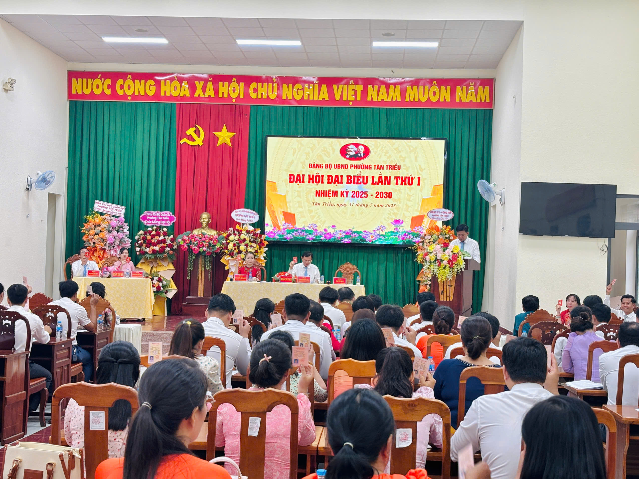 z6859248710398 013 ec3a615d7c8f54ba28862b87064f6ce4