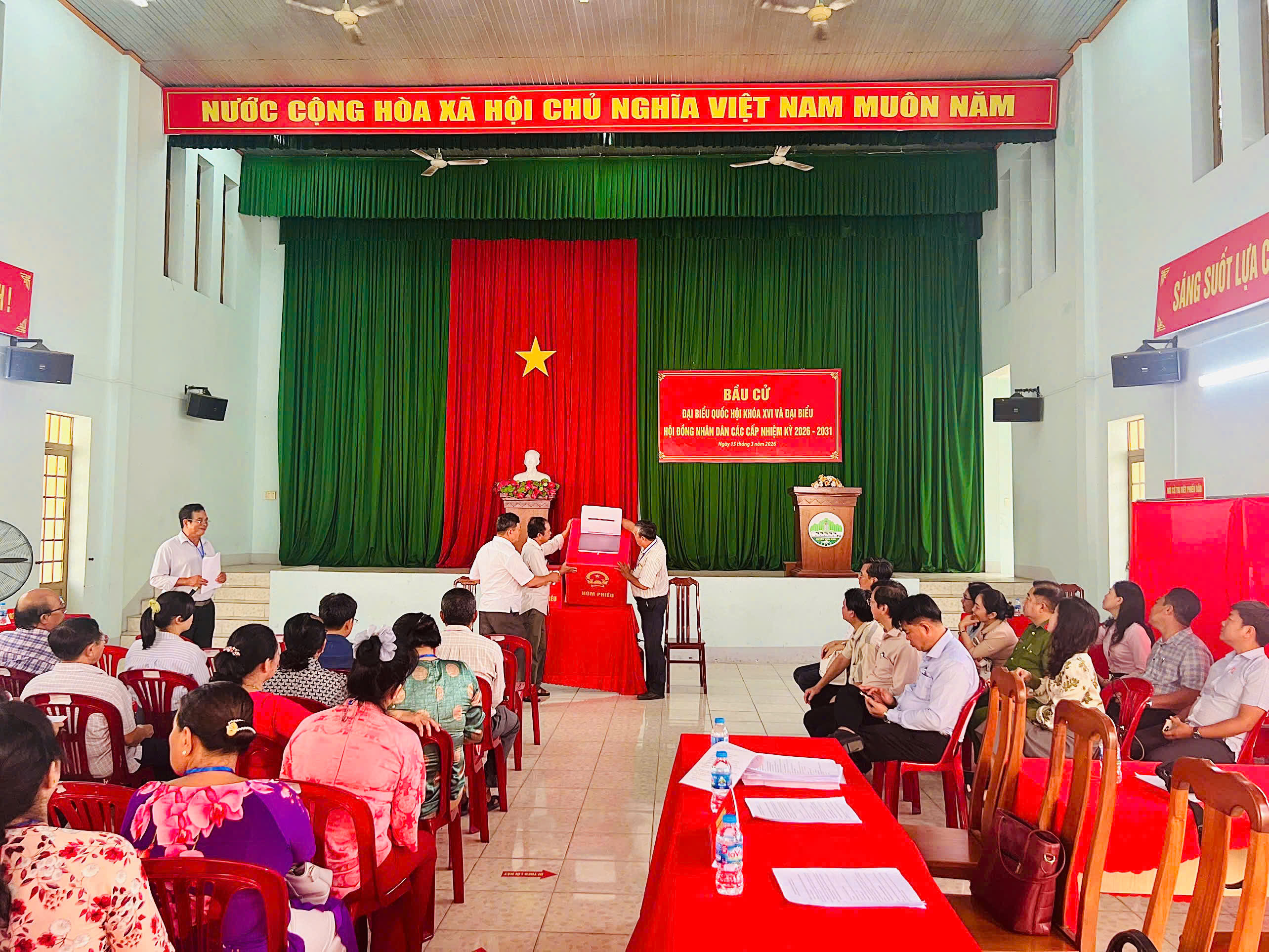 z7581581239302 878d683add08b7d87147d7d9dfb620f4