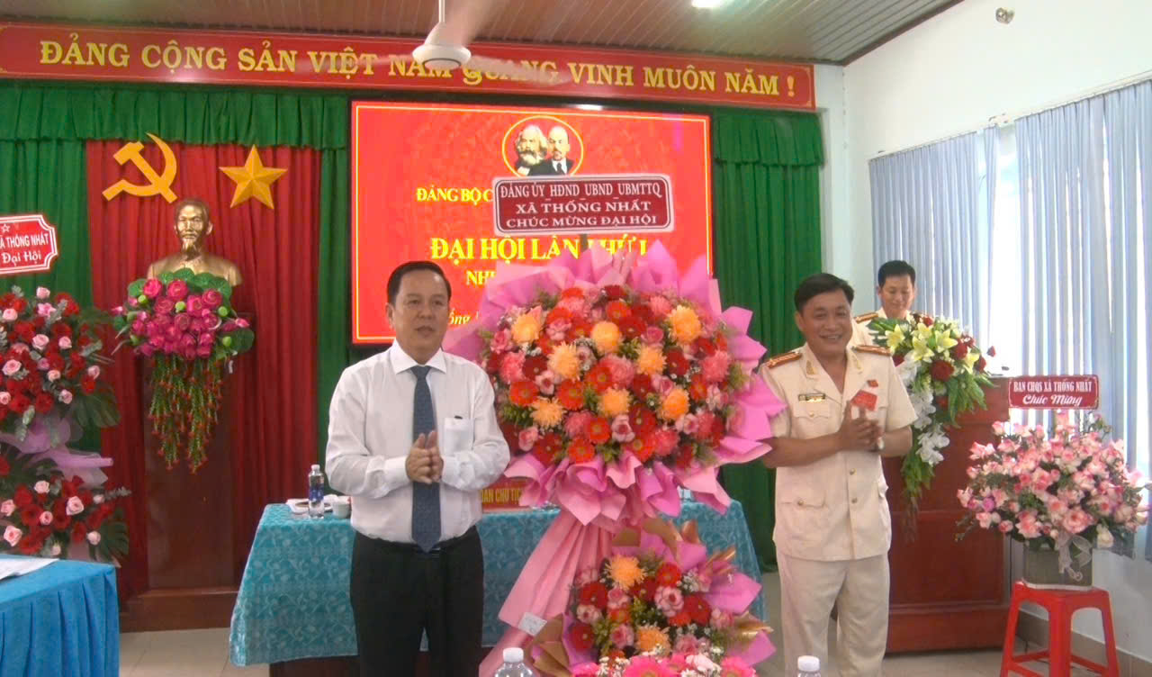 tặng hoa