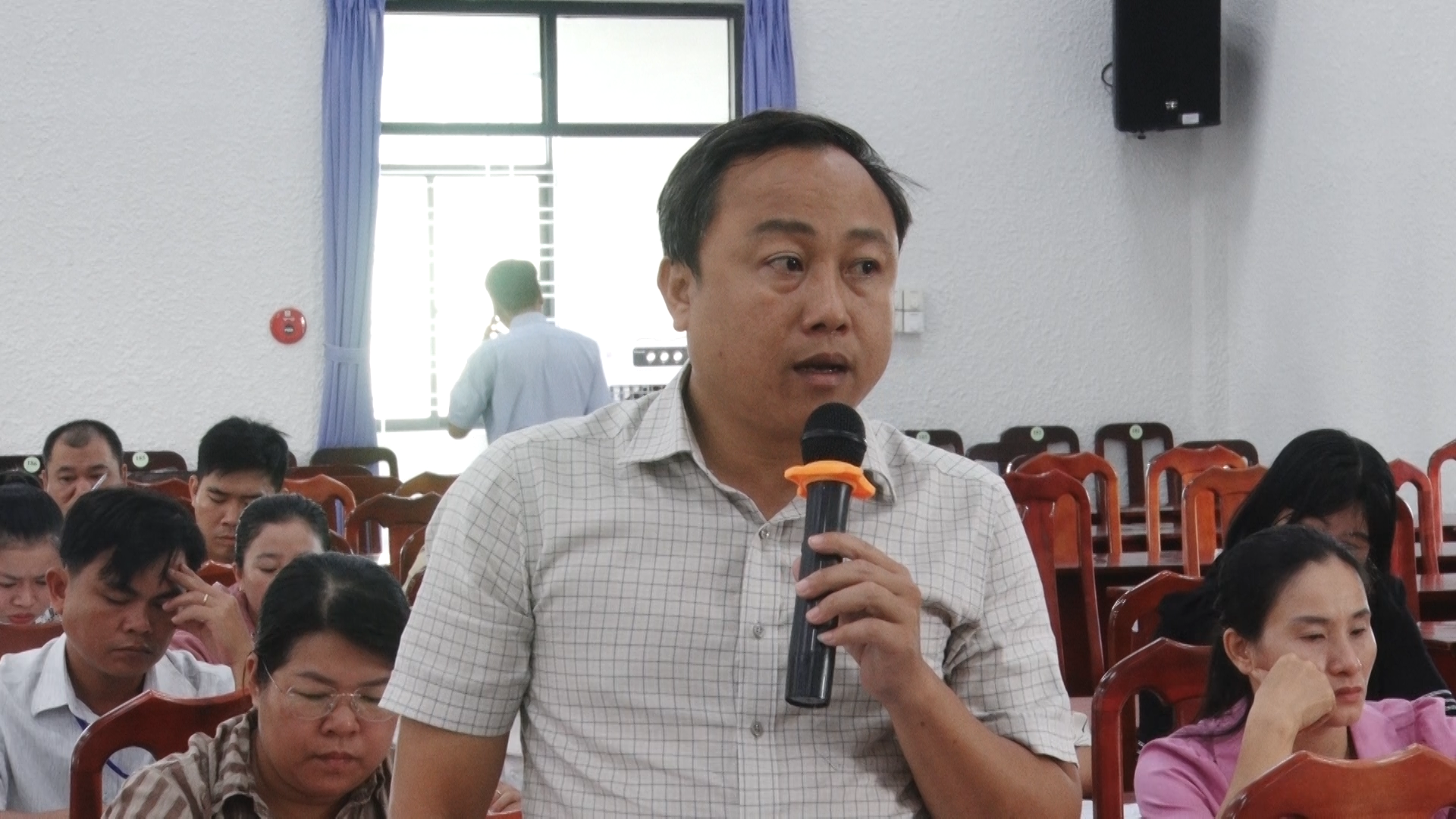 Các đại biểu tham gia đóng góp ý kiến tại hội nghị