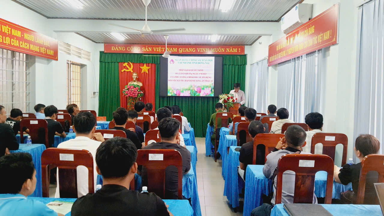 HỘI NGHỊ TUYÊN TRUYỀN PHÁP LUẬT, GIỚI THIỆU VIỆC LÀM, ĐÀO TẠO NGHỀ VÀ HỖ TRỢ VAY VỐN CHO NGƯỜI CHẤP HÀNH XONG ÁN PHẠT TÙ TRÊN ĐỊA BÀN XÃ THỐNG NHẤT.