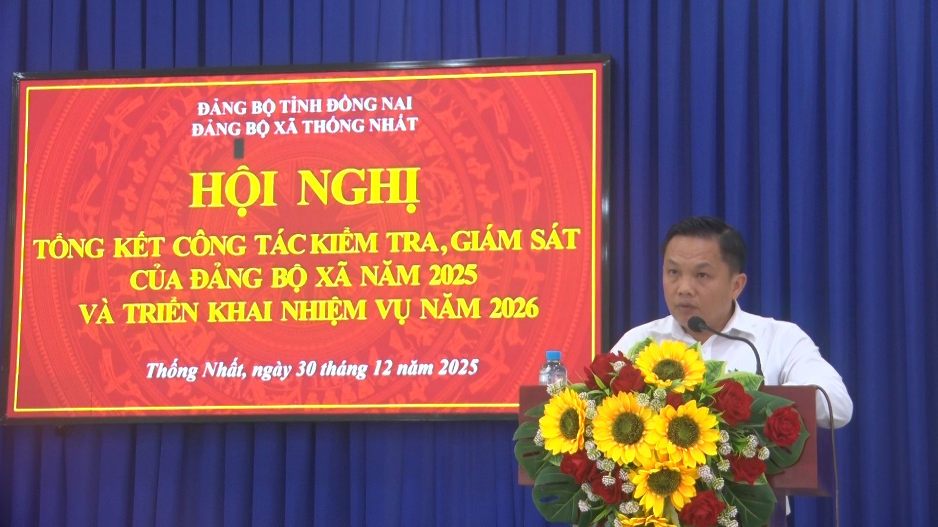 Đồng chí Nguyễn Hải Đăng Chủ nhiệm UBKT Đảng ủy trình bày báo cáo kết quả thực hiện công tác kiểm tra, giám sát năm 2025