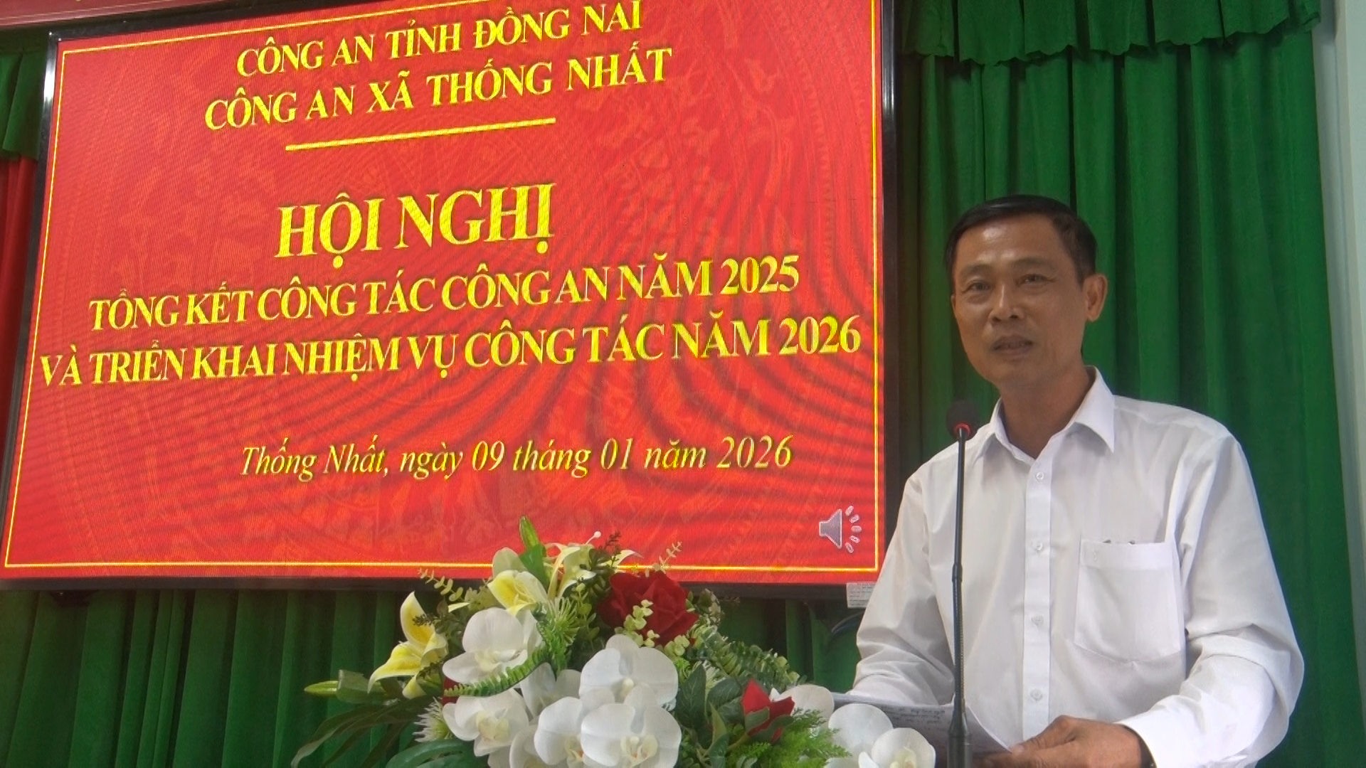 Đồng chí Trịnh Văn Trường Bí thư Đảng ủy, Chủ tịch HĐND xã phát biểu chỉ đạo tại Hội nghị