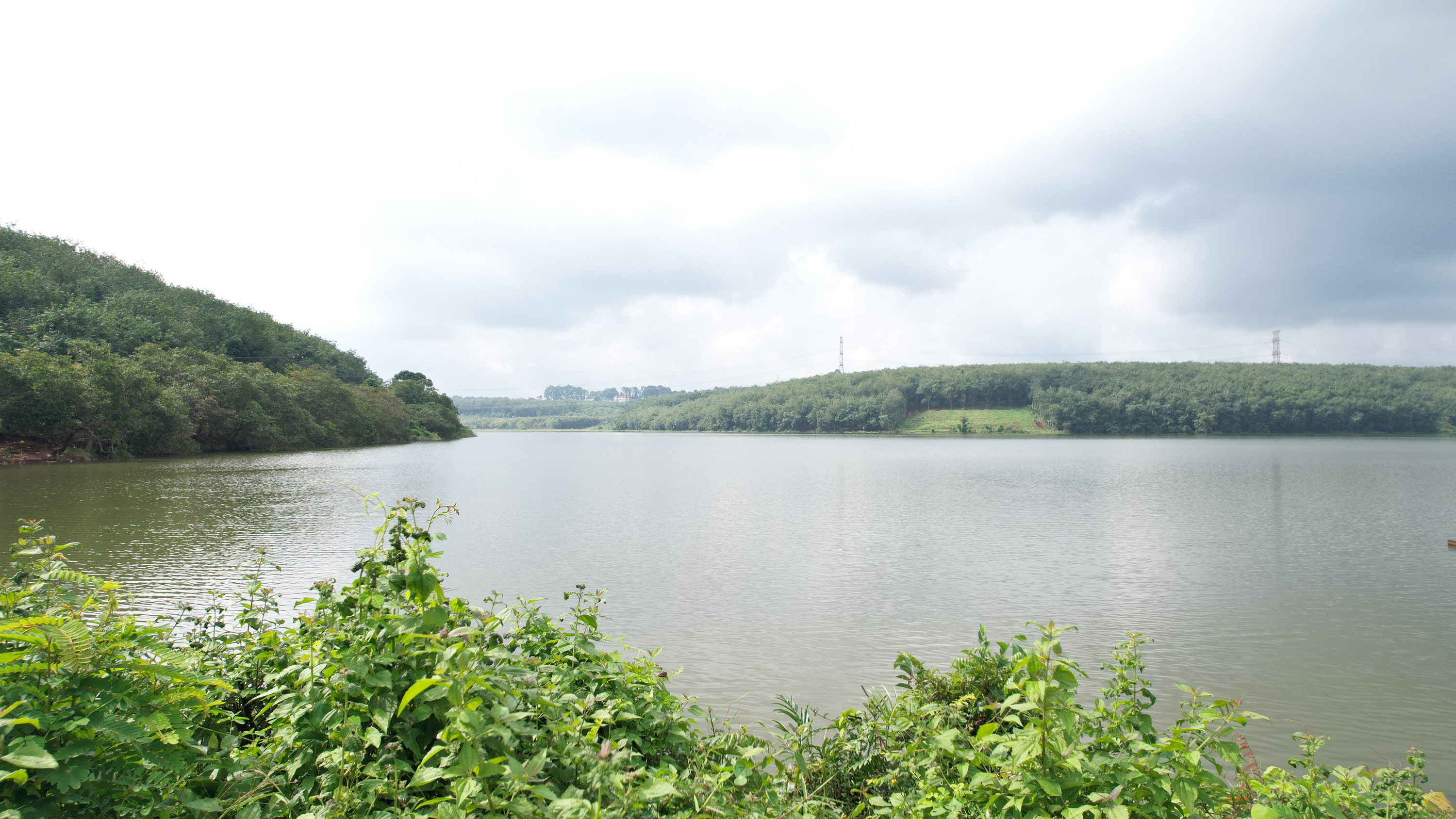 Một góc Hồ Suối Lam