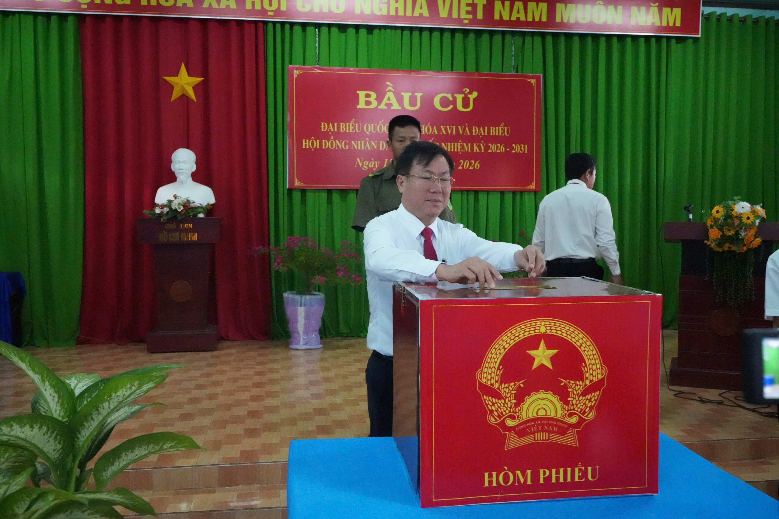 PHÓ BT