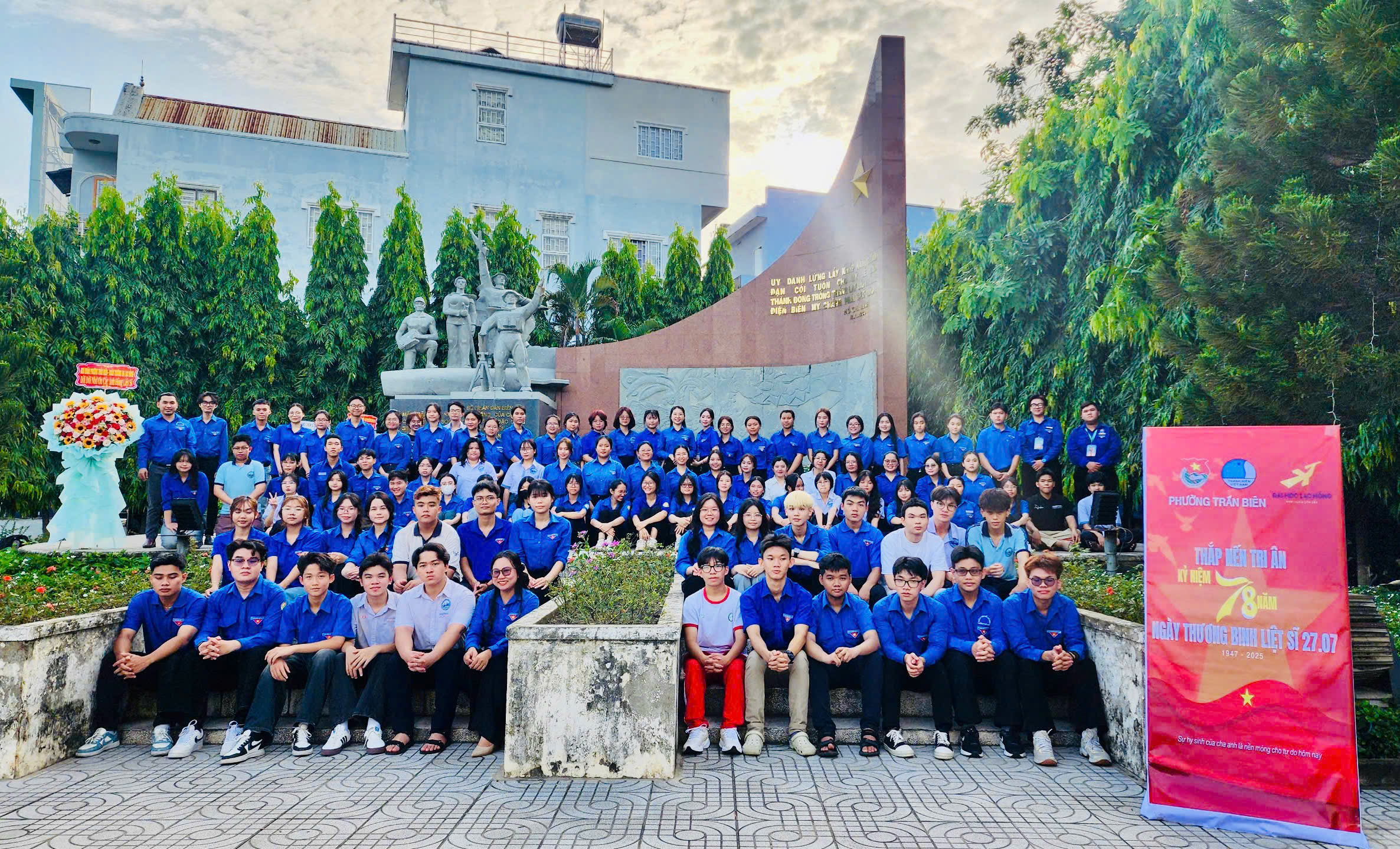 tượng đài Chiến thắng sân bay A42