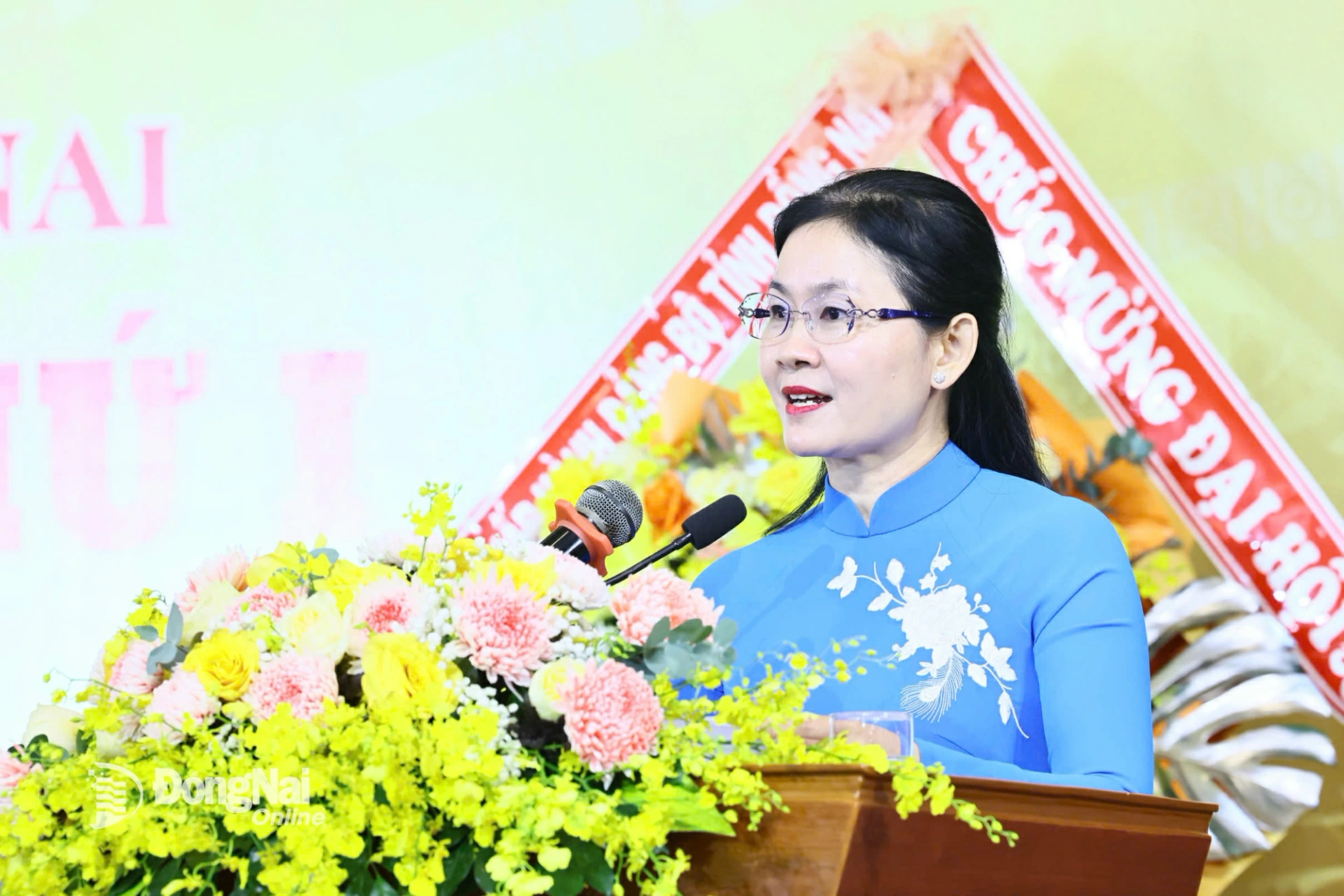 Đồng chí Tôn Ngọc Hạnh, Ủy viên dự khuyết Trung ương Đảng, Phó Bí thư Thường trực Tỉnh ủy, Chủ tịch HĐND tỉnh Đồng Nai phát biểu chỉ đạo tại đại hội. Ảnh: Công Nghĩa