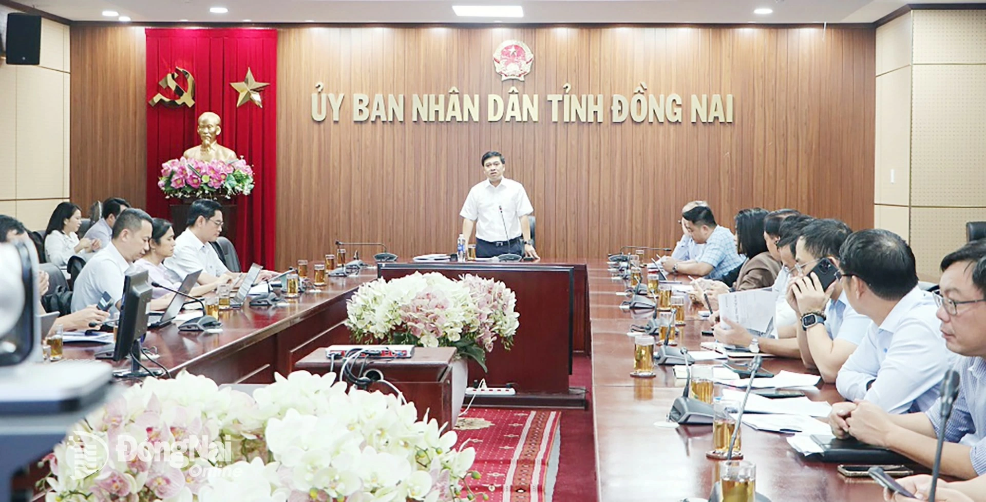 Tỉnh ủy viên, Phó Chủ tịch UBND tỉnh Đồng Nai Hồ Văn Hà phát biểu kết luận buổi làm việc. Ảnh: Phạm Tùng