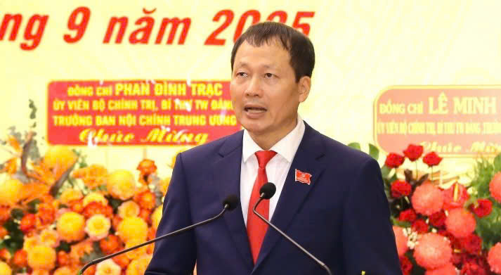 Đồng chí Vũ Hồng Văn, Bí thư Tỉnh ủy Đồng Nai phát biểu tại đại hội