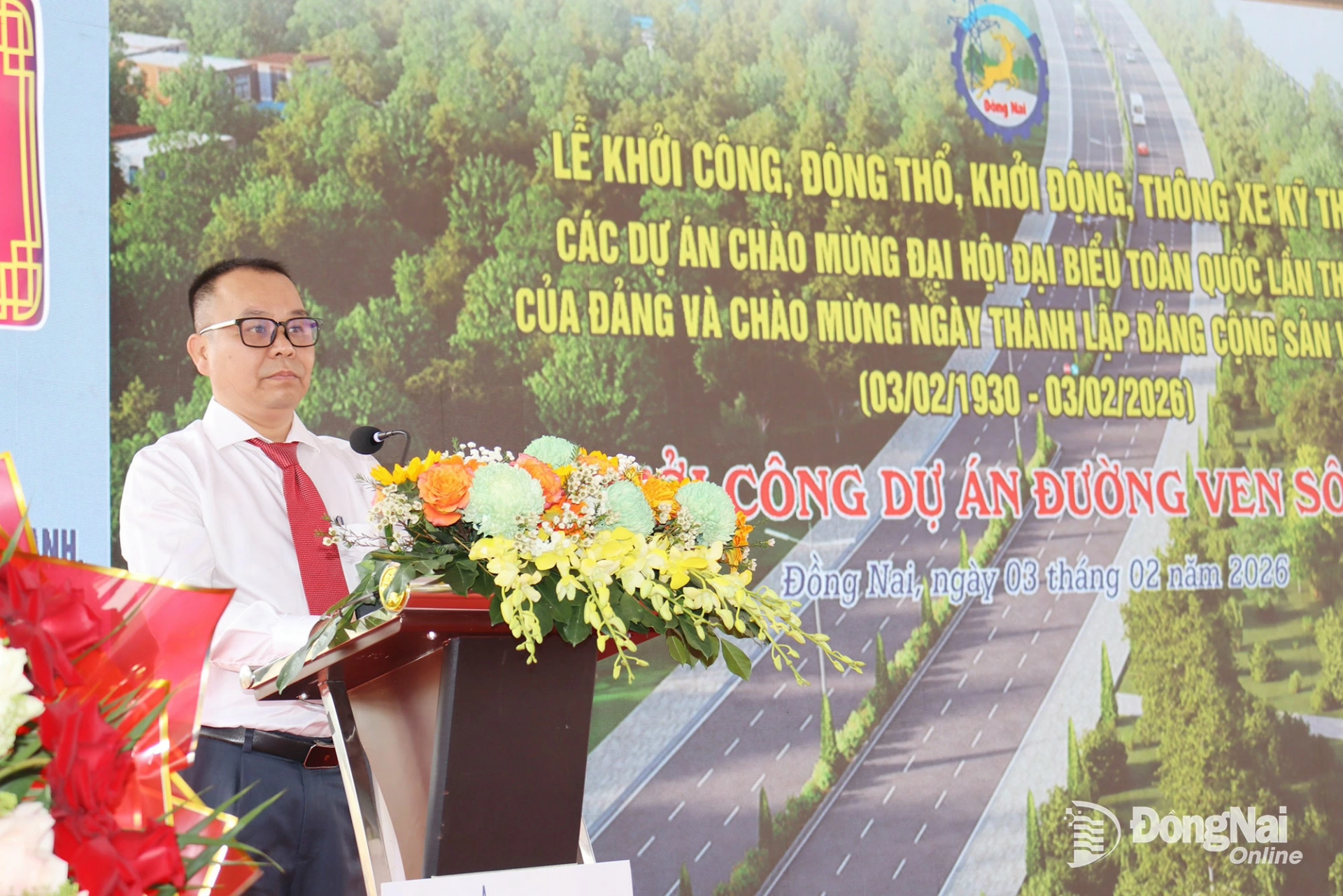 Ông Đỗ Bảo Nam, Phó Giám đốc Ban Quản lý dự án đầu tư xây dựng tỉnh Đồng Nai thông tin về dự án. Ảnh: Hoàng Lộc