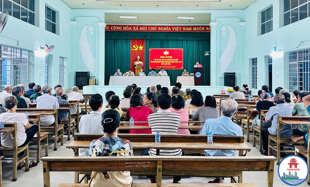 Quang cảnh hội nghị