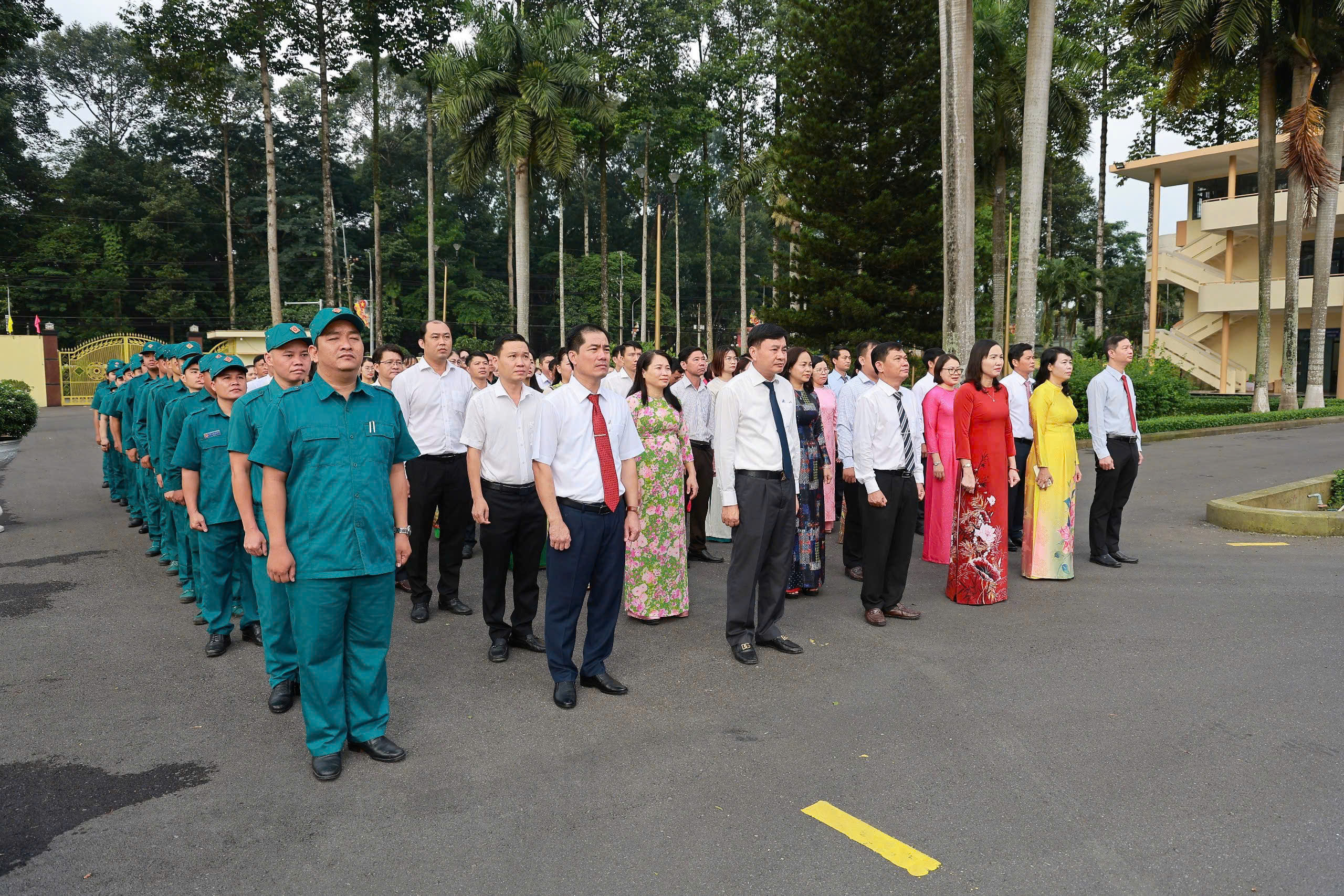 gen h z6825480250280 5d24a276c5db77547ca8b60c0b2b70a3