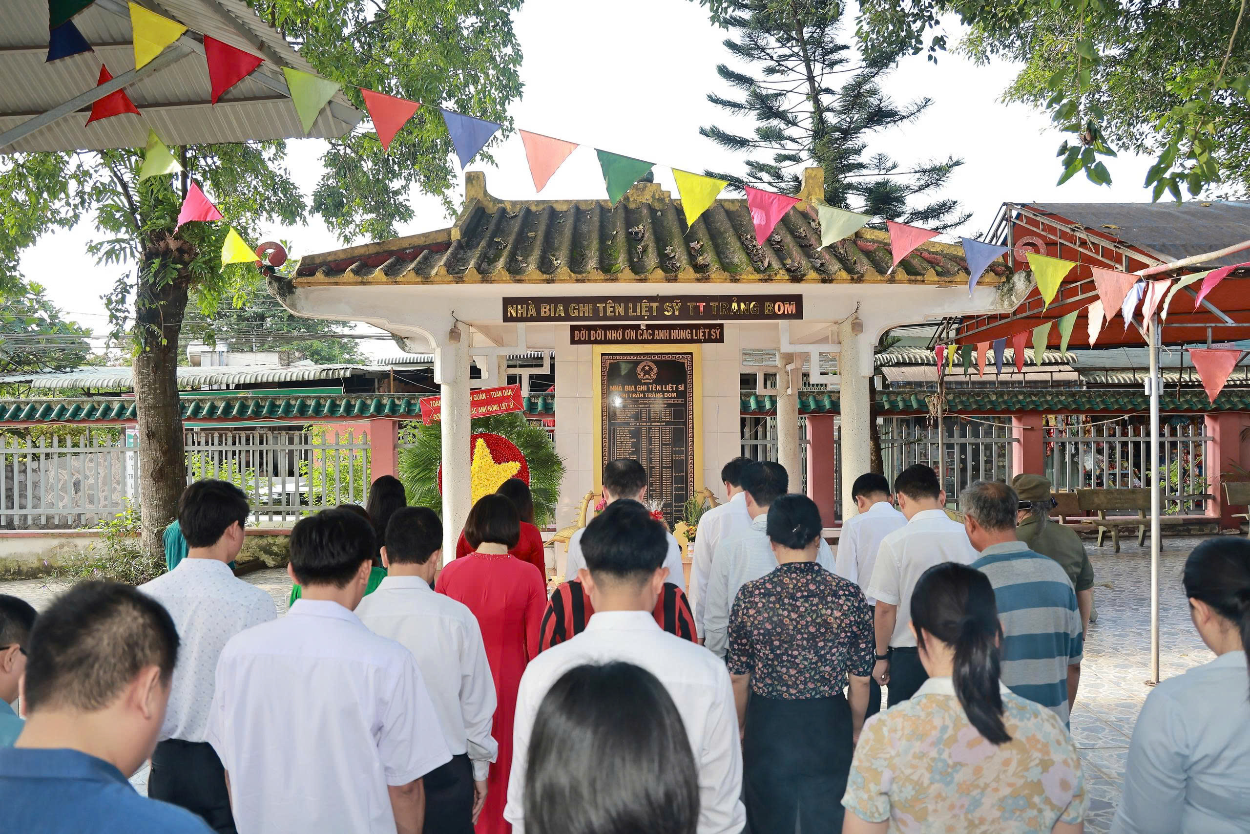 gen h z6839006418301 08bf3a98310a5015042a090452fd10a0