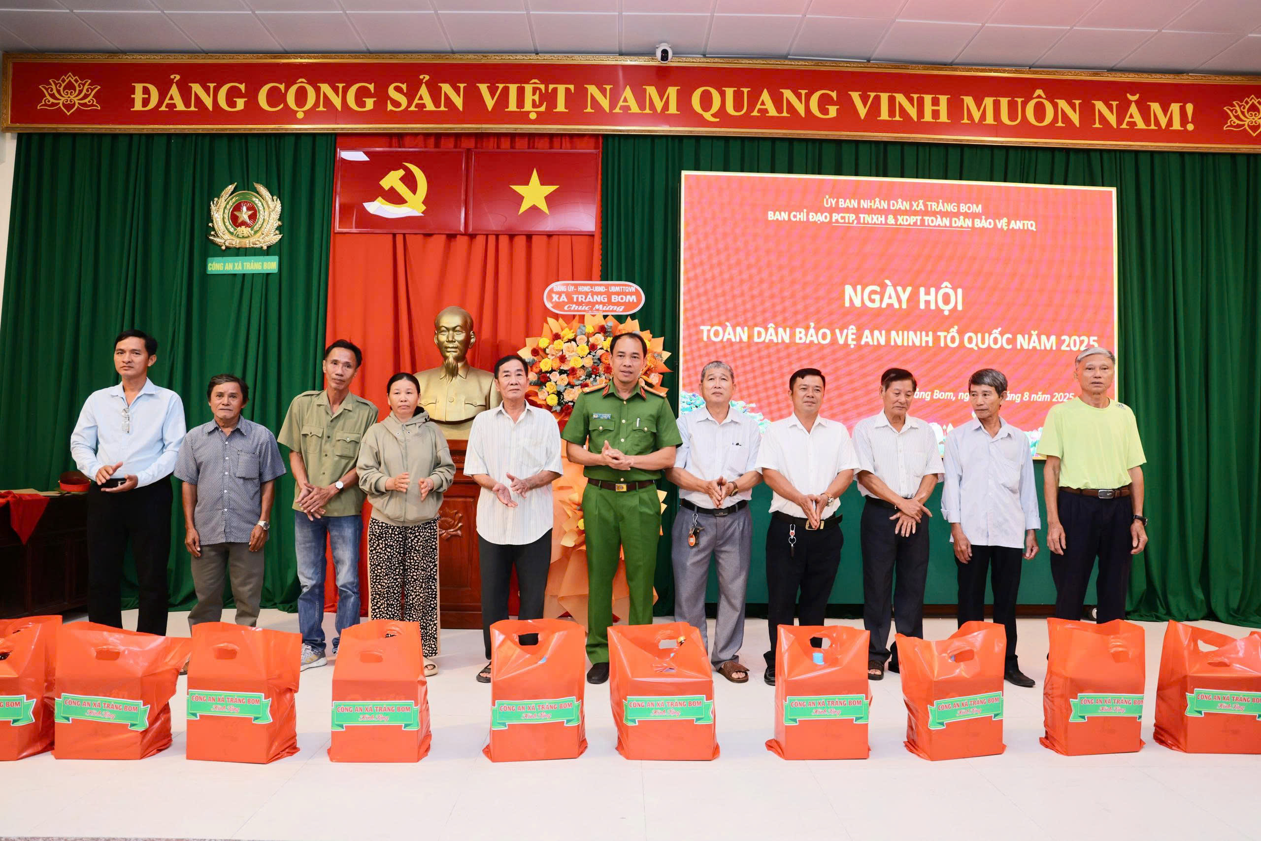 51b7508f26a5aefbf7b4