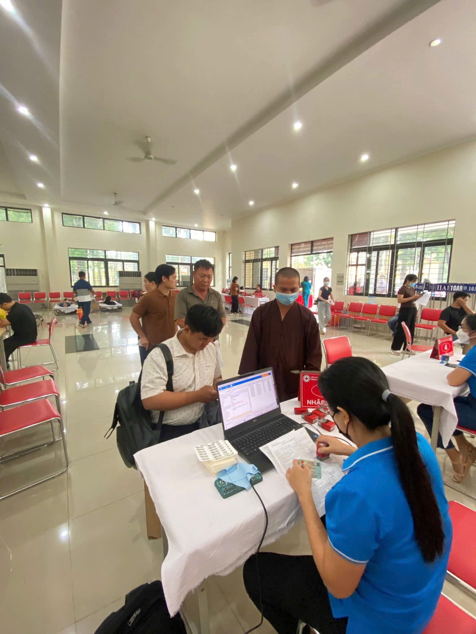 53649af2d9f051ae08e1