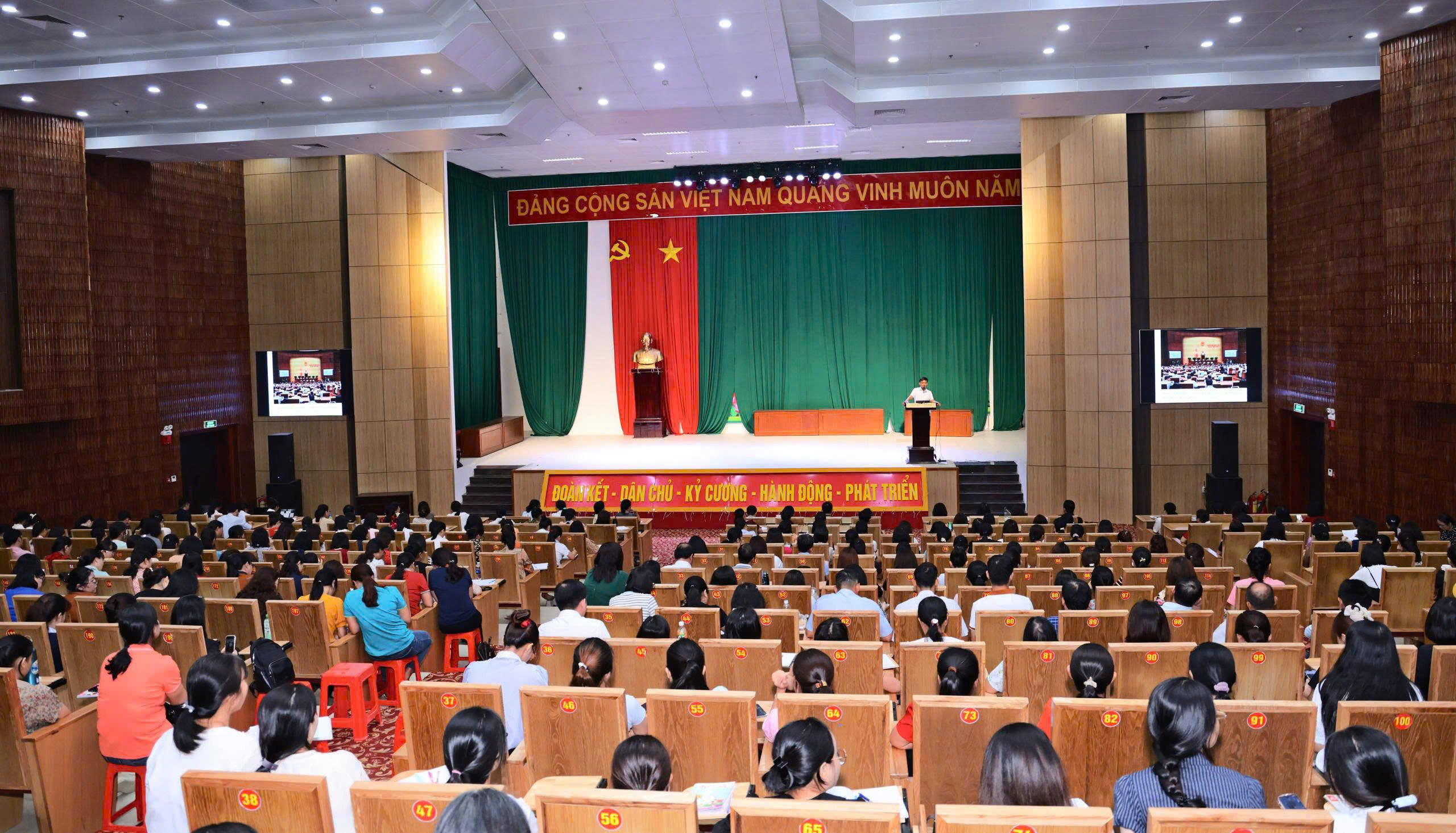 bfe3efceb6fe3ea067ef