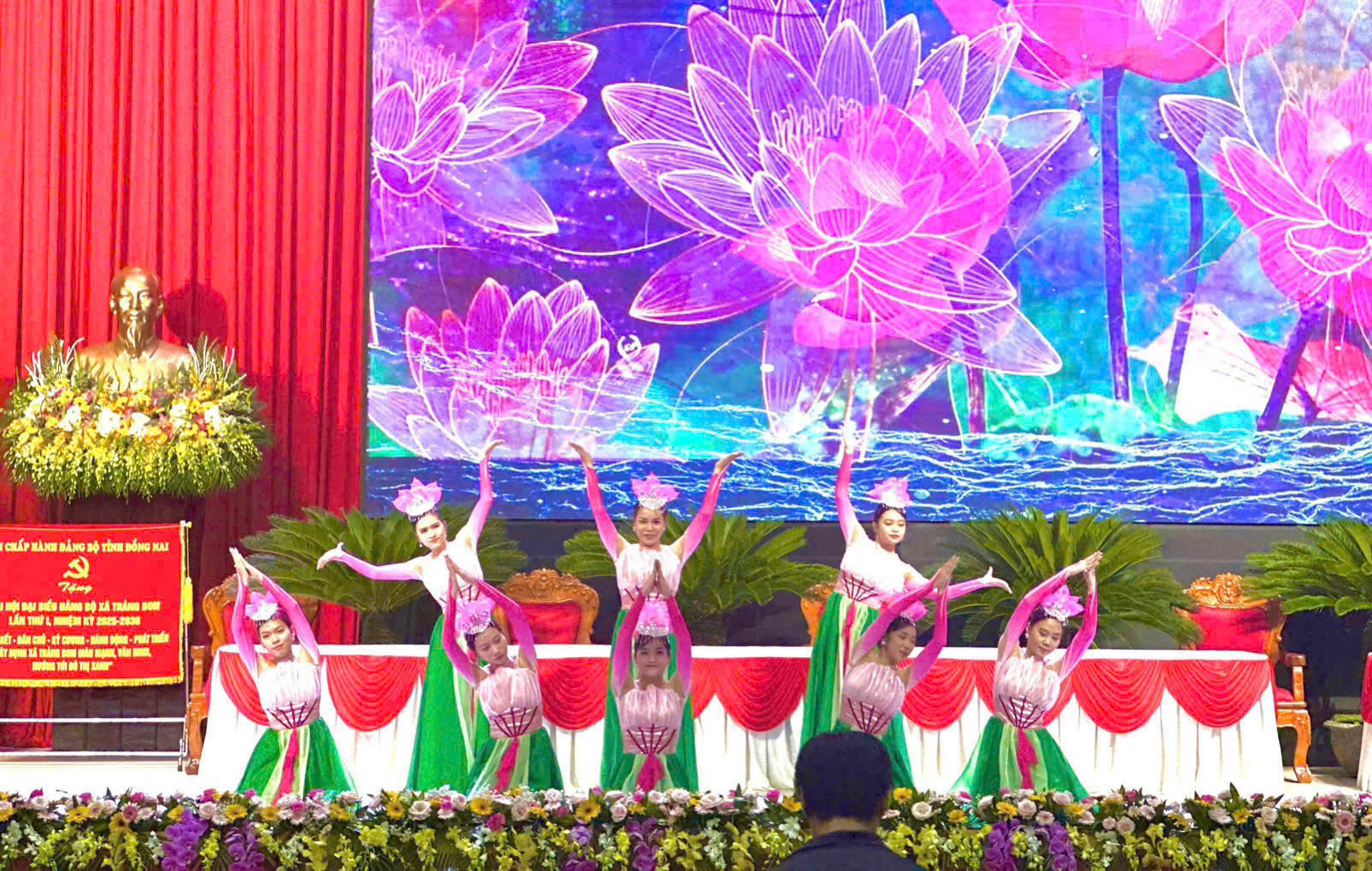 e86bcdbd25e9aeb7f7f8