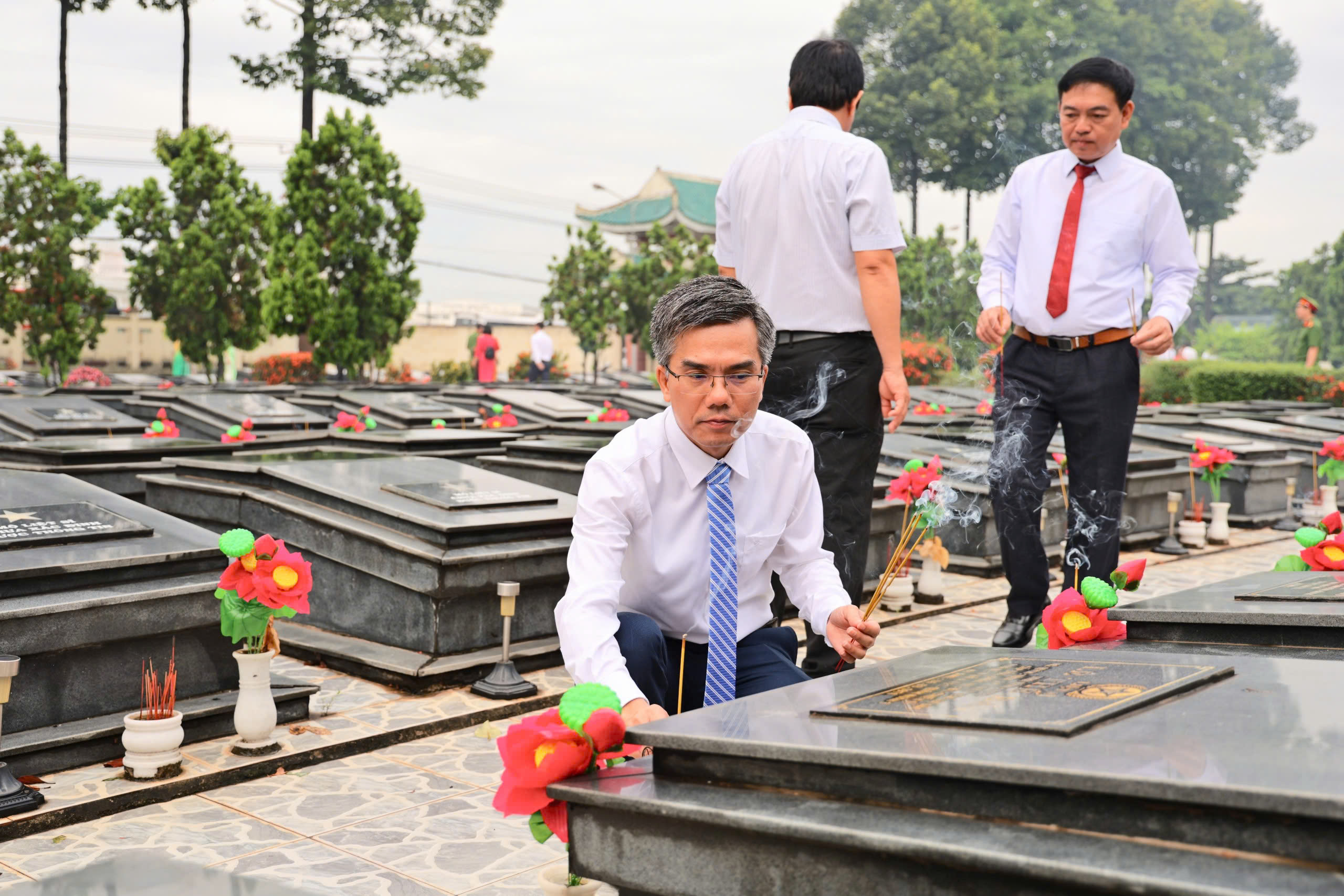 gen h z6898160632299 5f798ca01a375d05782224fcb12a3107