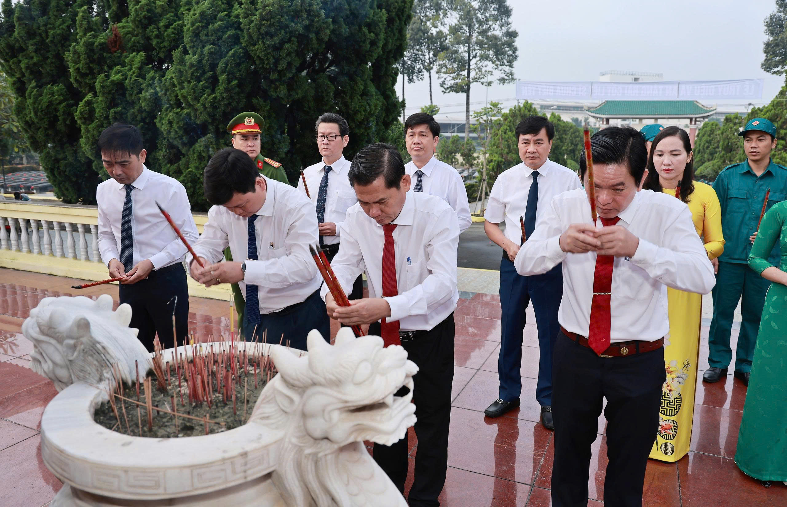 gen h z6956566699409 5355ac856f5fd61cca63a68eefd3dfa1