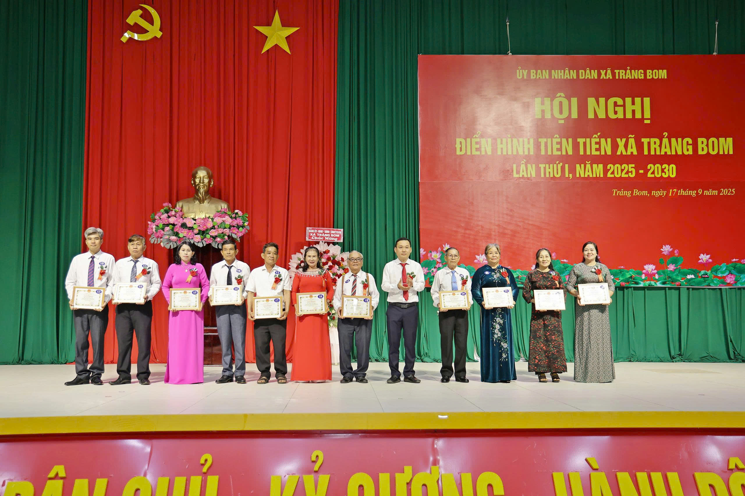 gen h z7021077758390 0edf659f28bc3fdb65e70a3f844ce1ae