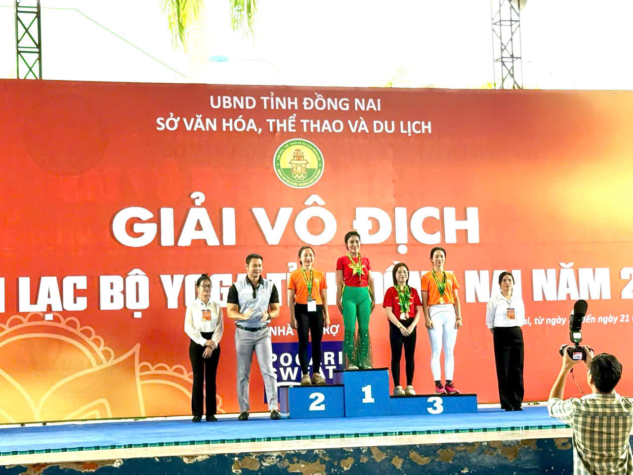 gen h z7036619867788 6324106a056b798ea1b6c23301df6265