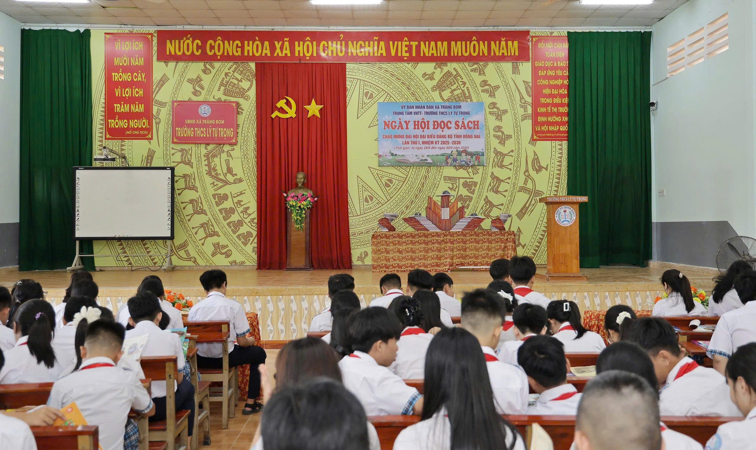 gen h z7064994128771 fe2a8fb151428d26bfdde2d6fa8a4c91