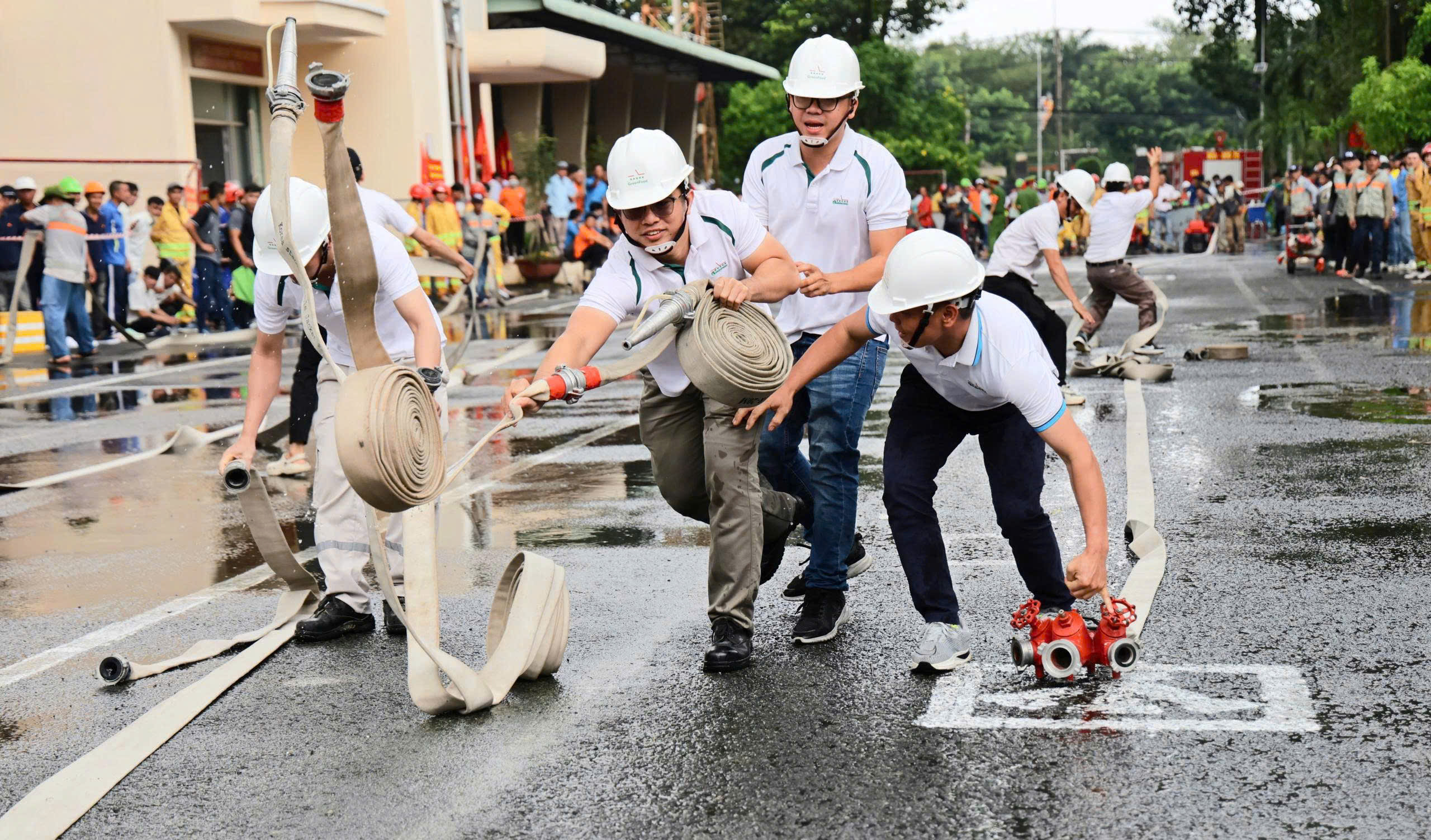 z6983077734237 3dc2281f8faa2749d8708c0954eb3af6