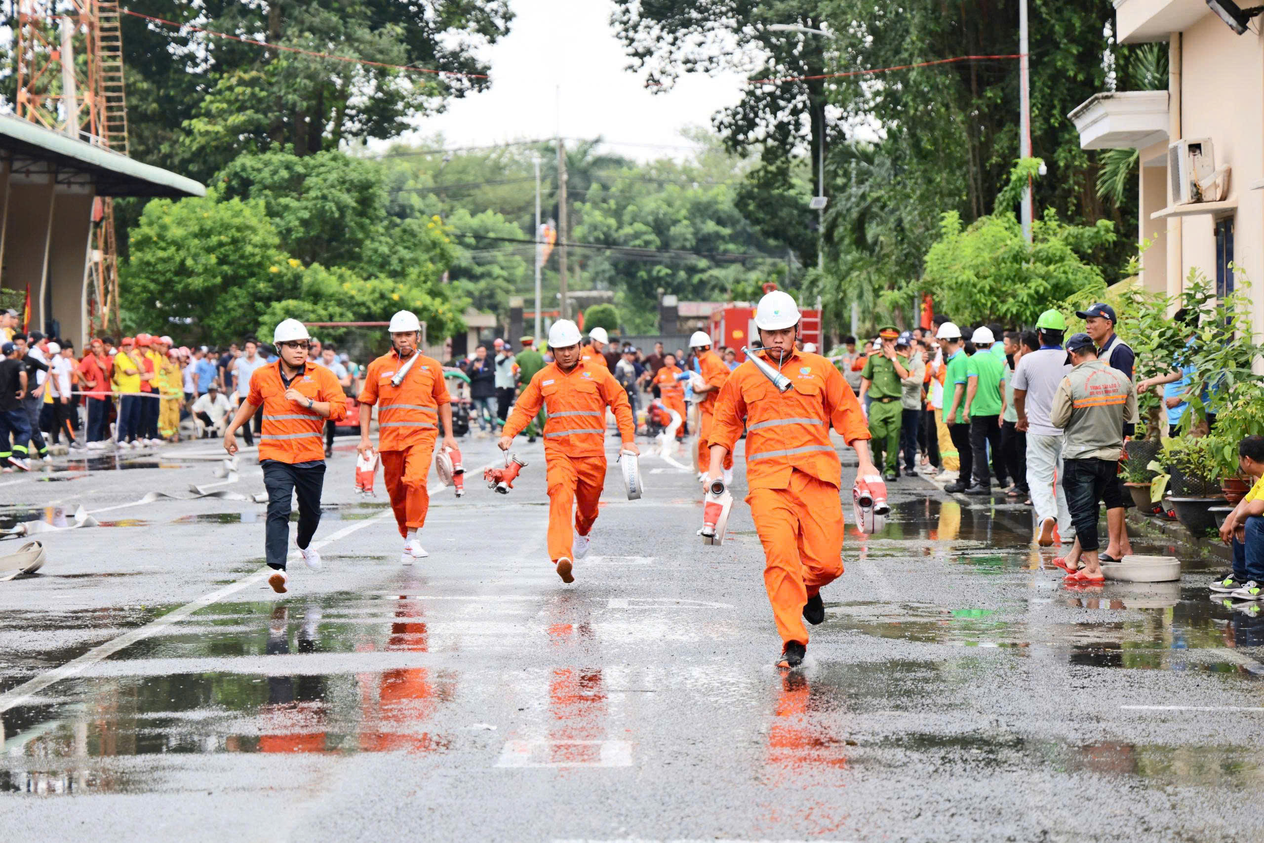 z6983093308689 2a7d8a05e2d7461c2bb281087e9bda76