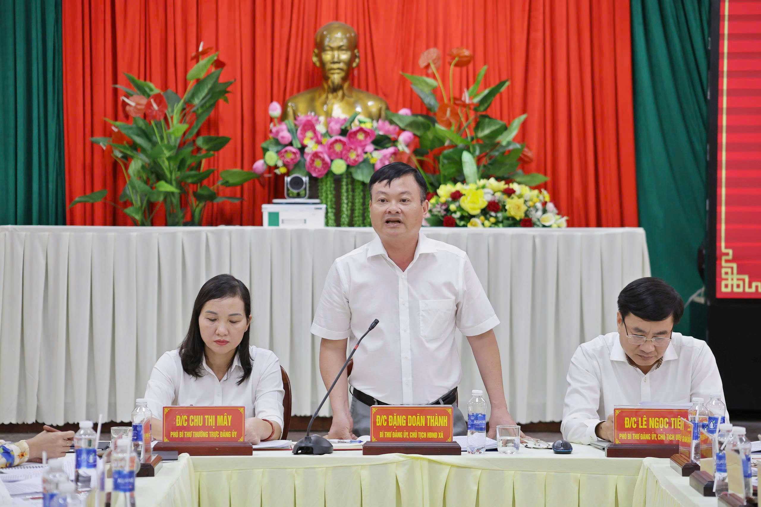 5c435890429fcfc1968e