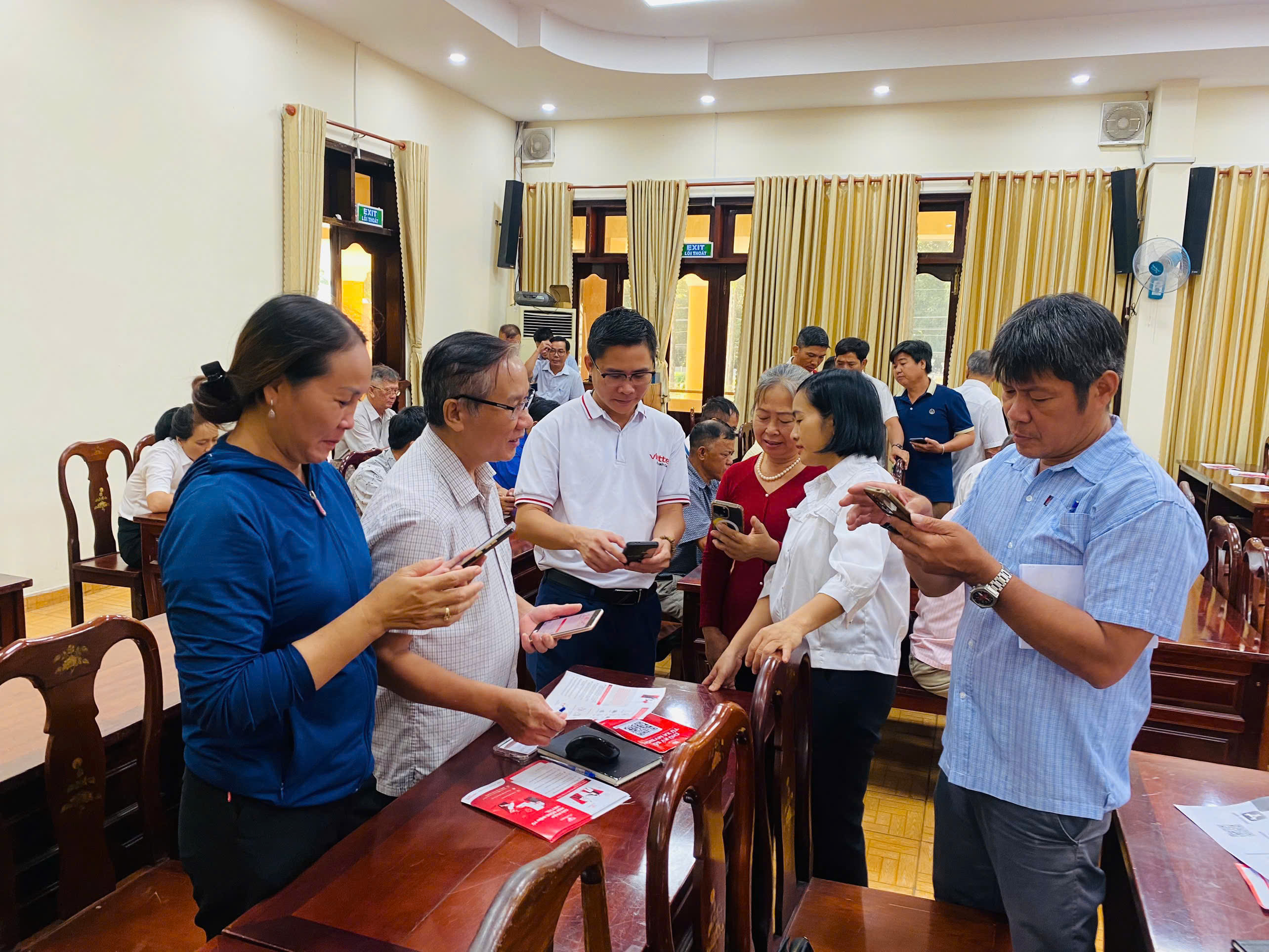 733438add98554db0d94