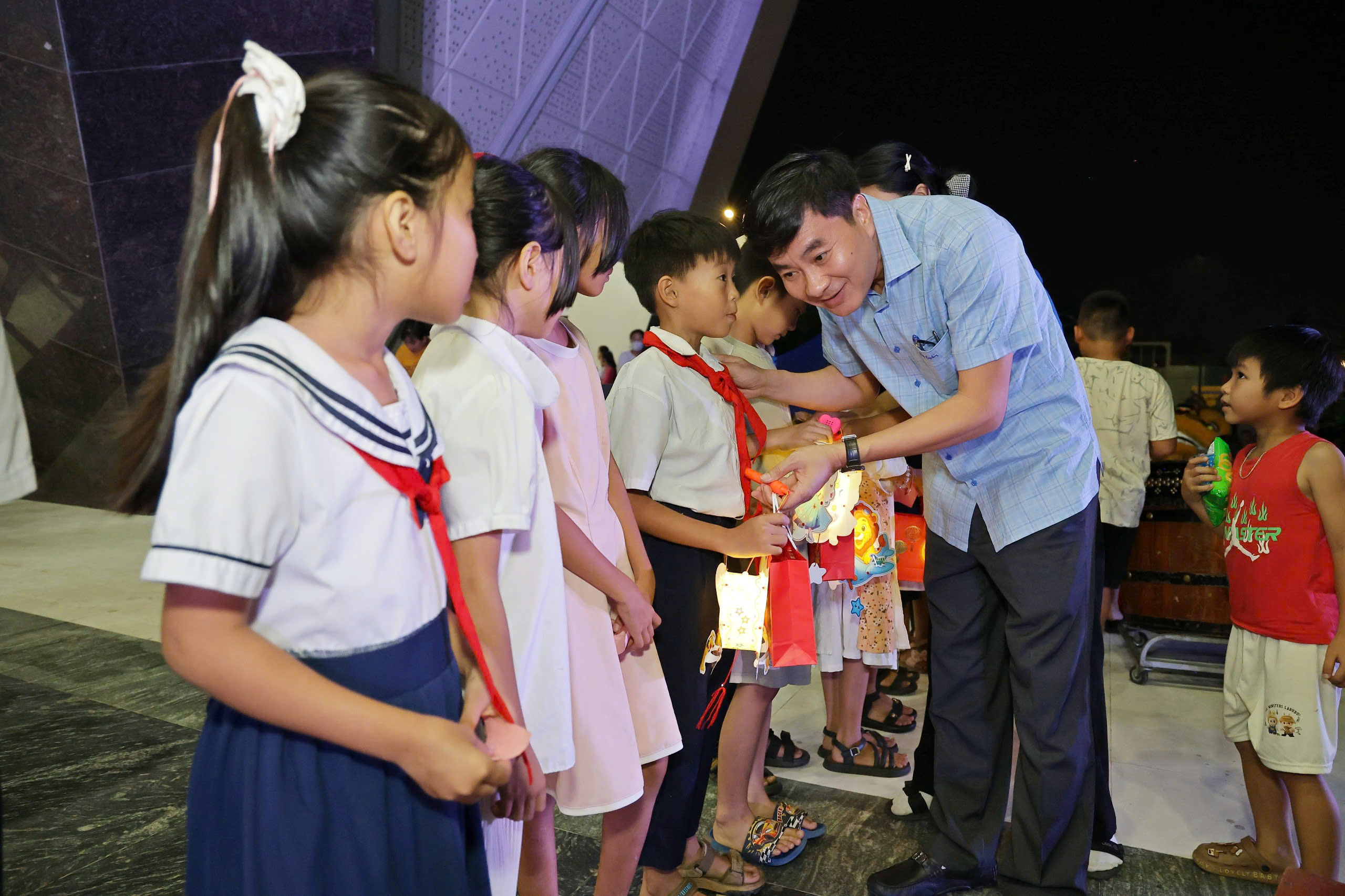 gen h z7085397781577 97075aa7051e0485dcd94c032cd42c7a