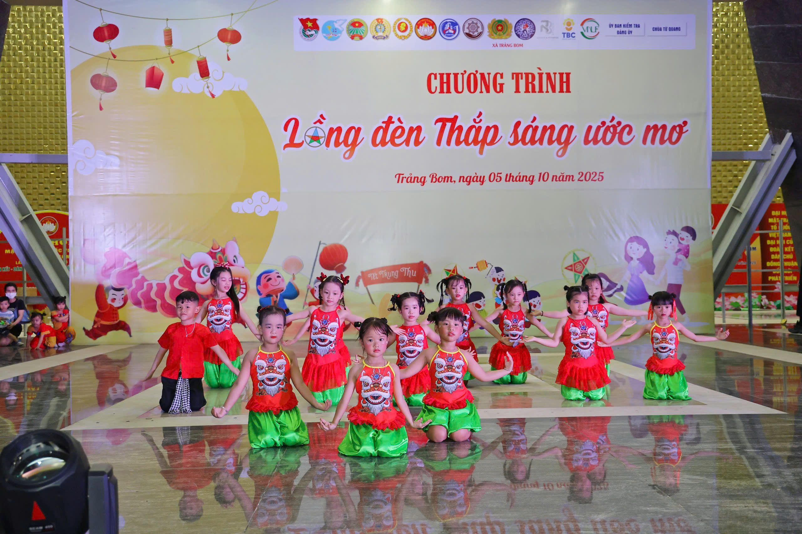 z7084996577038 ba6bcbd51bf71f7a5ce495379a778be8