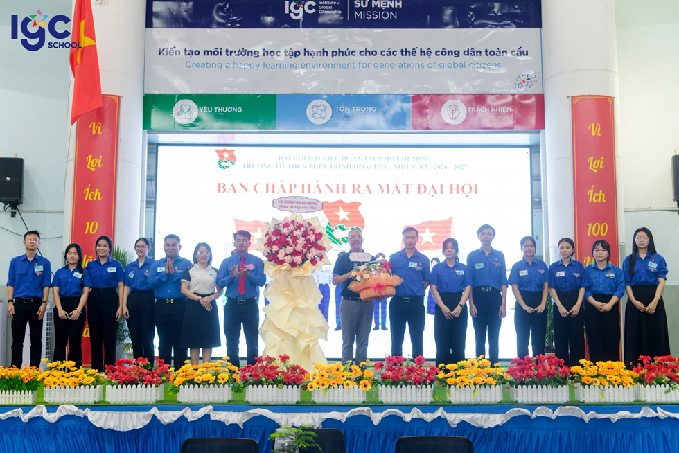 TUỔI TRẺ TRƯỜNG TH-THCS-THPT TRỊNH HOÀI ĐỨC – TIẾP NỐI NHIỆT HUYẾT, VỮNG BƯỚC TIÊN PHONG