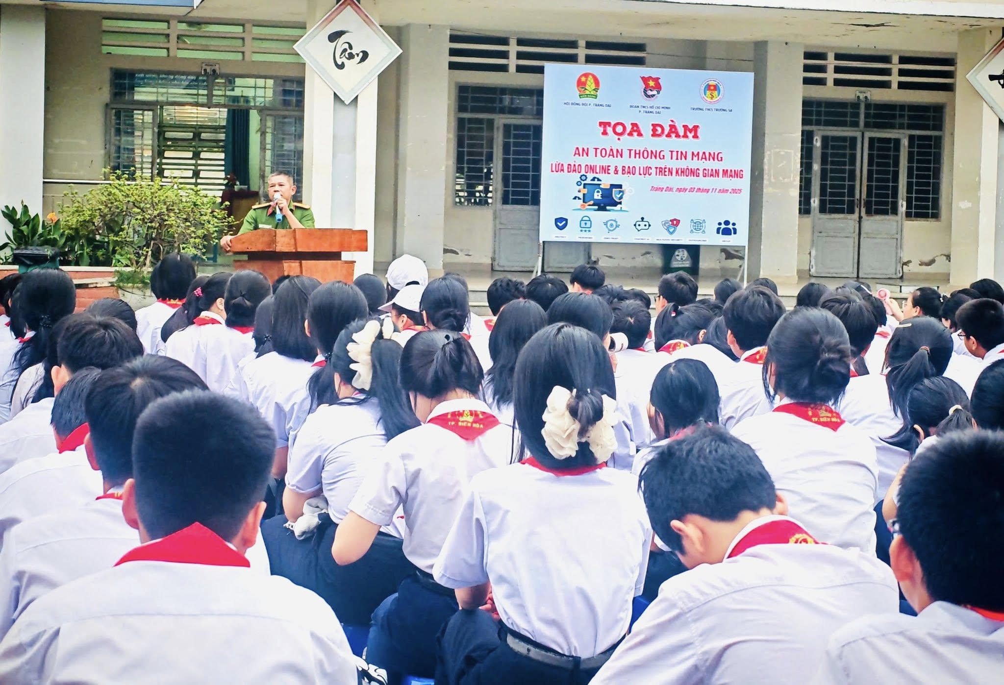 Trảng Dài sôi nổi các hoạt động hưởng ứng Ngày Pháp luật Việt Nam năm 2025