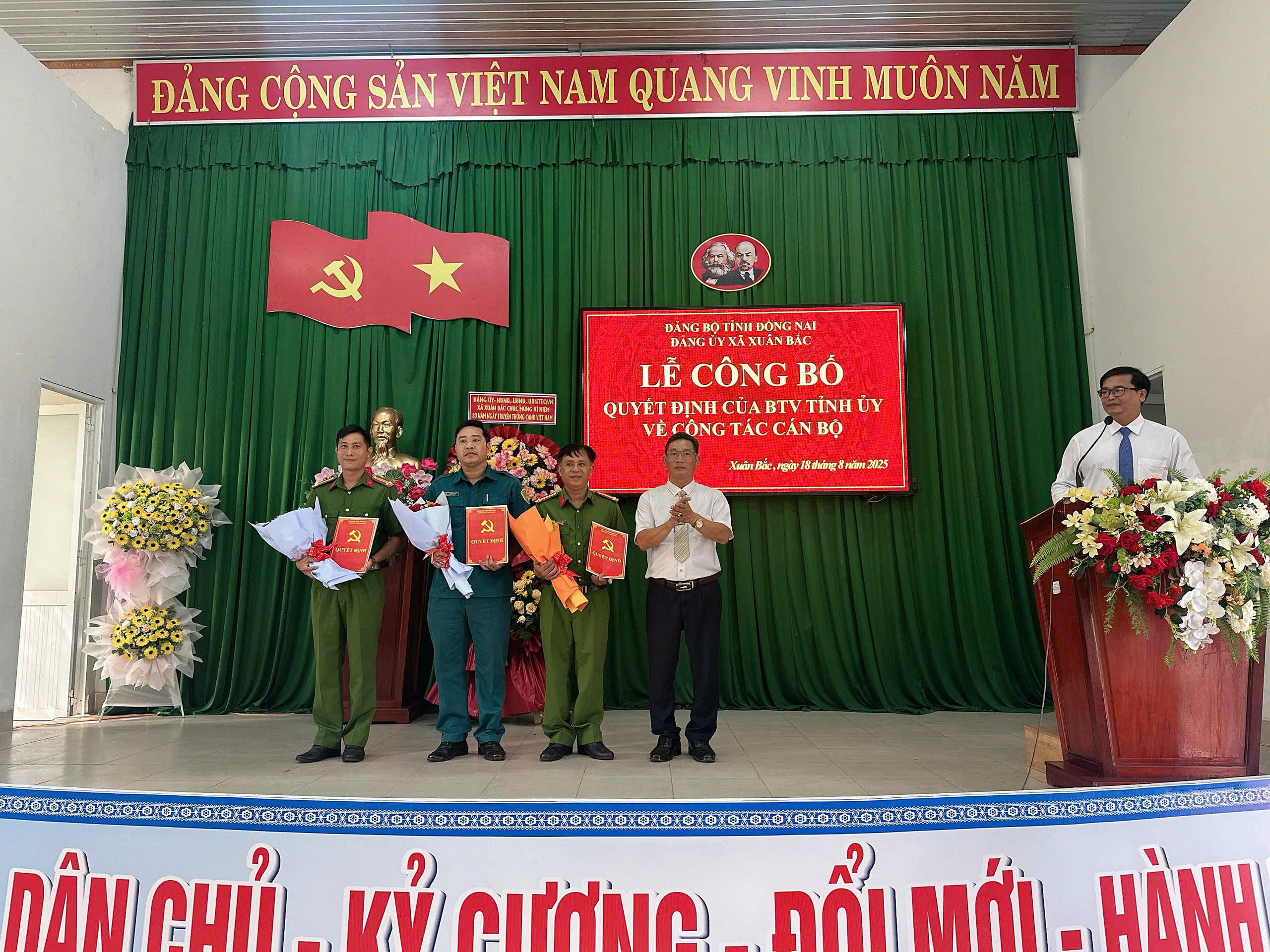 z6918111490858 765823e182bed8b8e9096dd7a6e80e7d