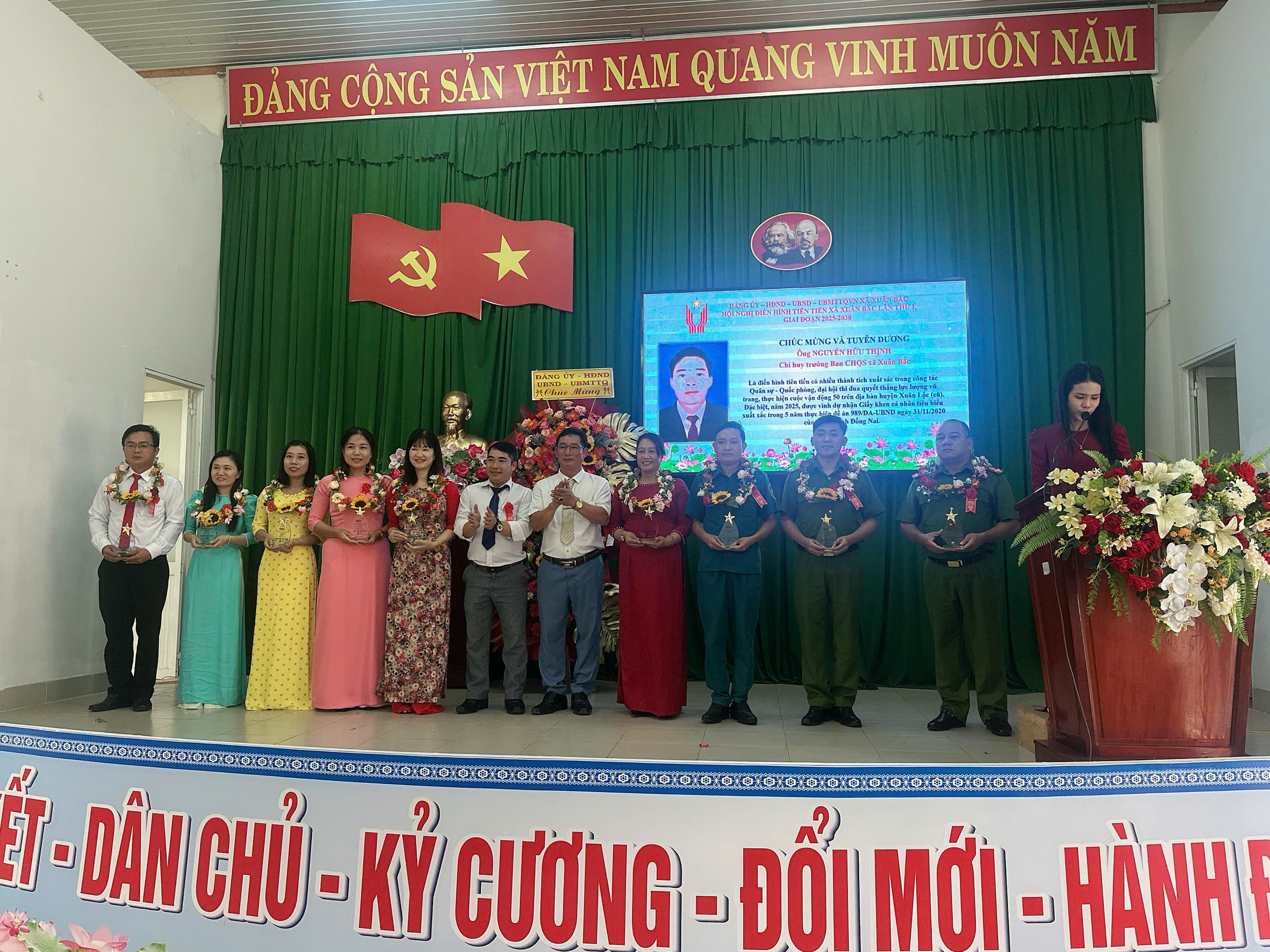 z6959828872628 ec5ce89d0819d8641ab2d0e3c8c779ff